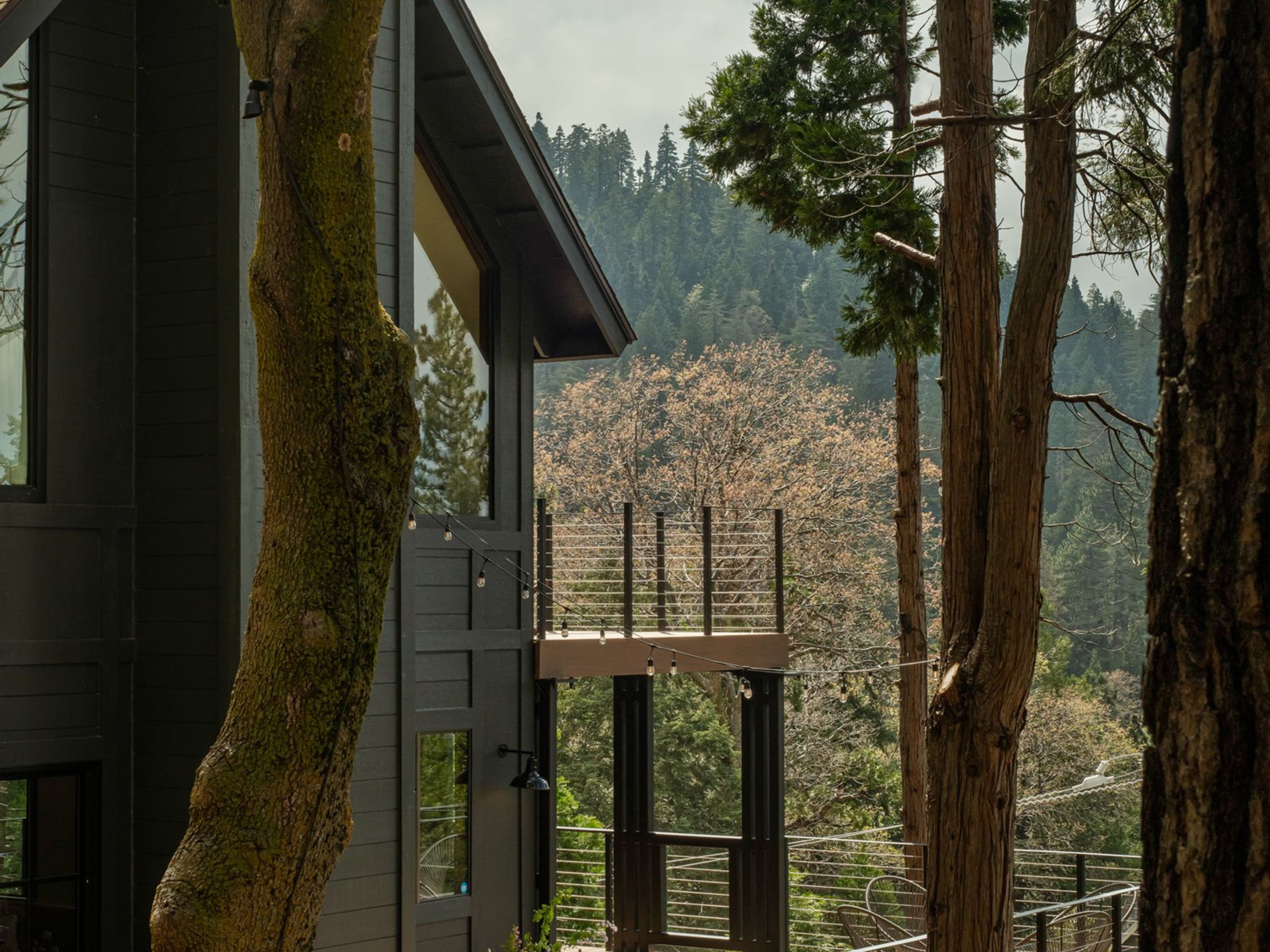  413 Cimarron Lane, Lake Arrowhead, CA 92352 - 物件實景