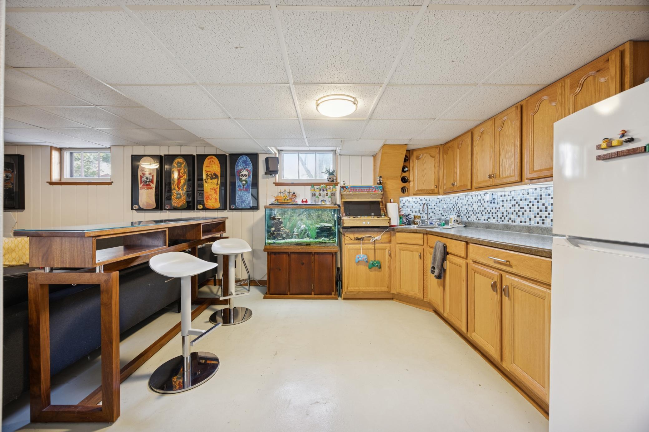 Minneapolis, Minnesota, 55418, United States, 3 Bedrooms Bedrooms, ,1 BathroomBathrooms,Residential,For Sale,1989084