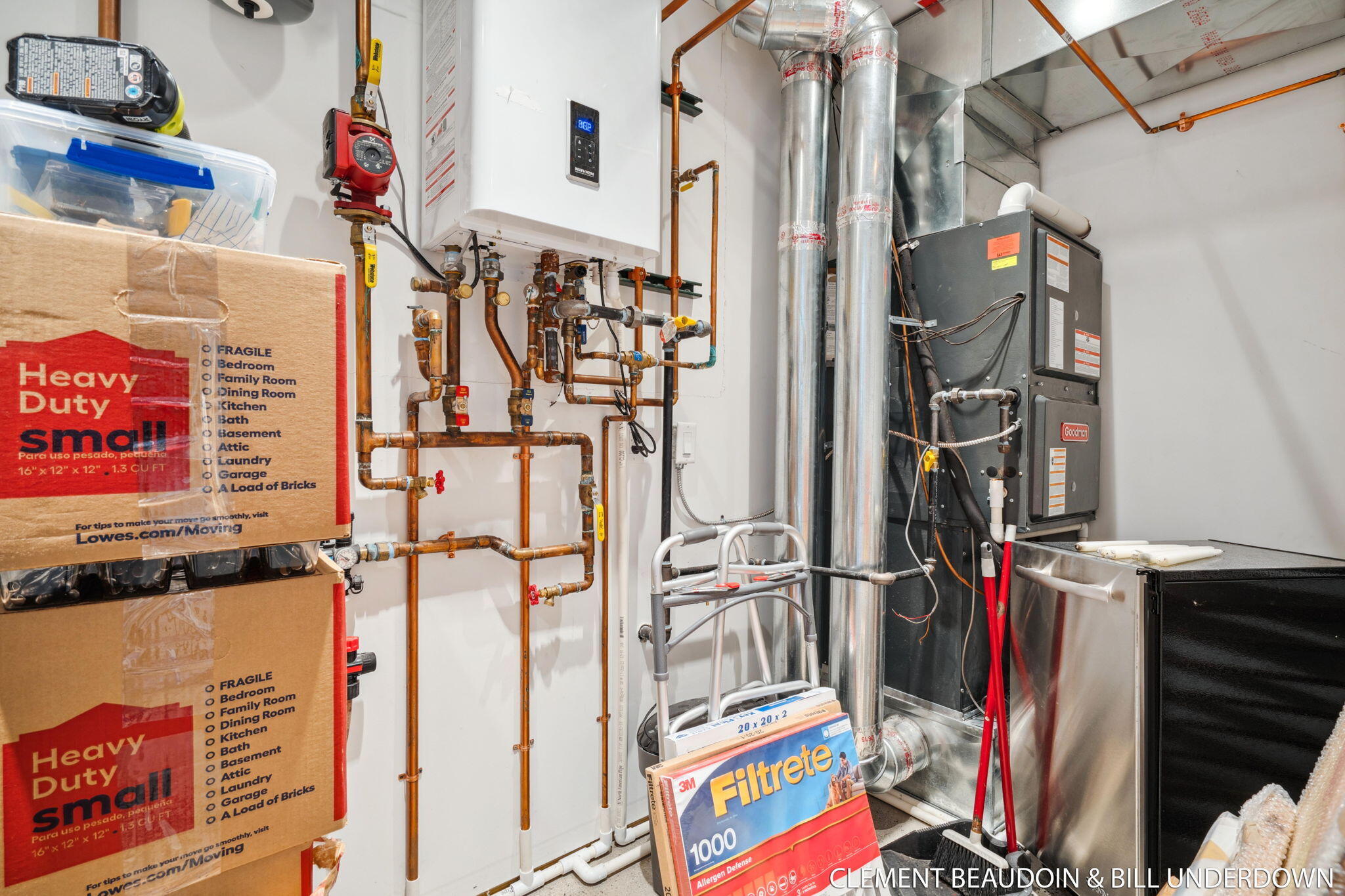 Fennville, Michigan, 49408, United States, 5 Bedrooms Bedrooms, ,7 BathroomsBathrooms,Residential,For Sale,1973707