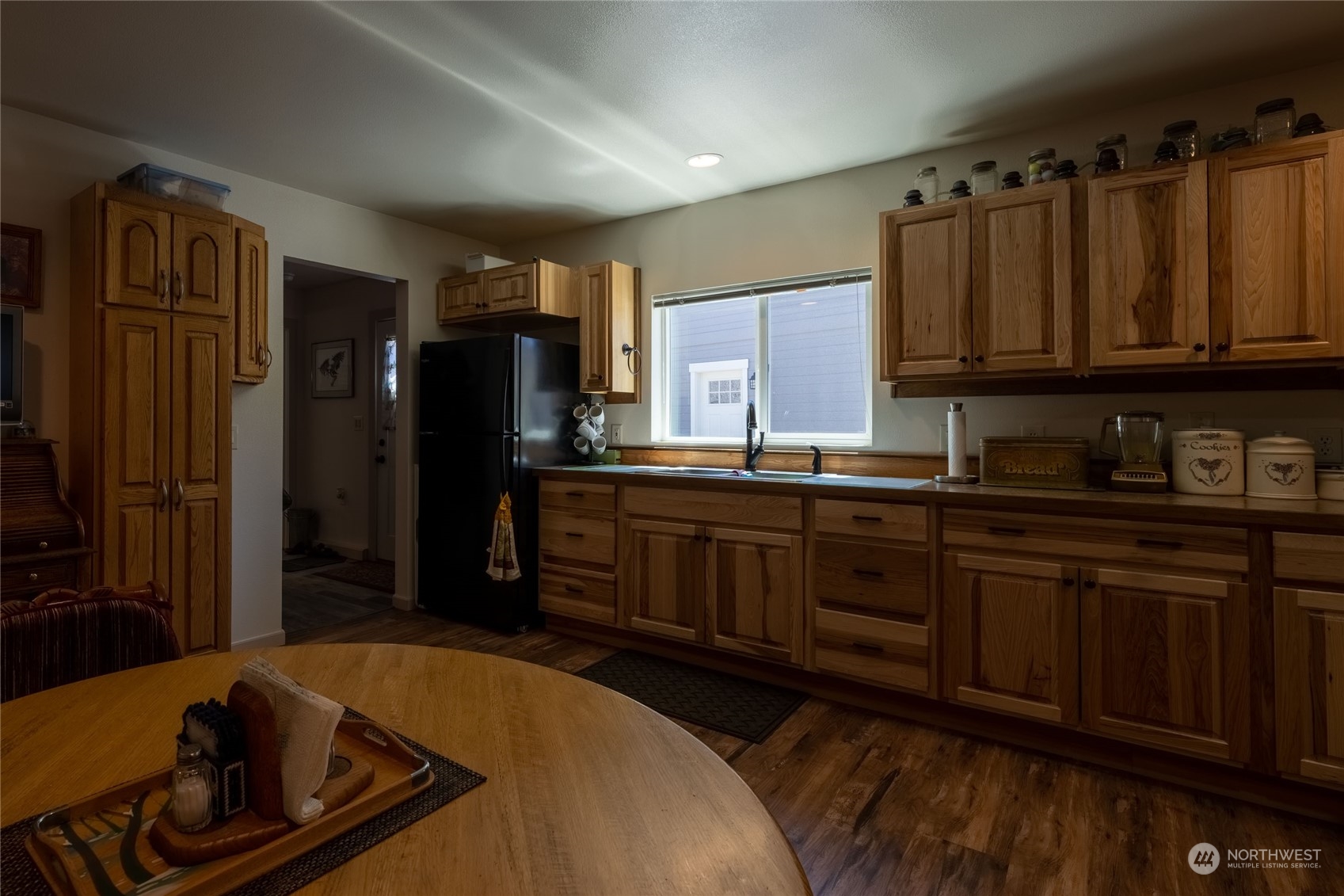 Malaga, Washington, 98828, United States, 3 Bedrooms Bedrooms, ,2 BathroomsBathrooms,Residential,For Sale,1898843