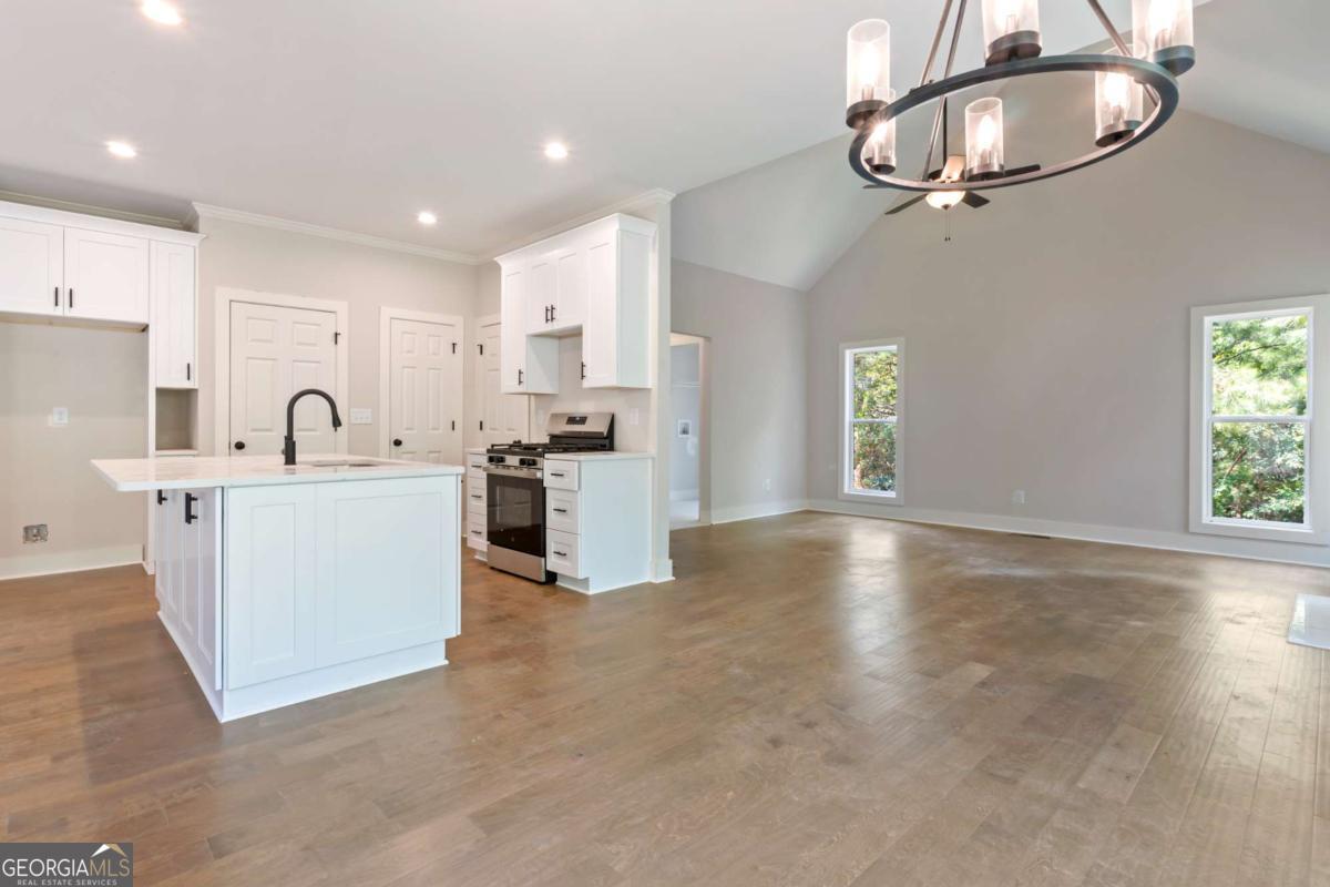 Athens, Georgia, 30605, United States, 3 Bedrooms Bedrooms, ,2 BathroomsBathrooms,Residential,For Sale,1908628