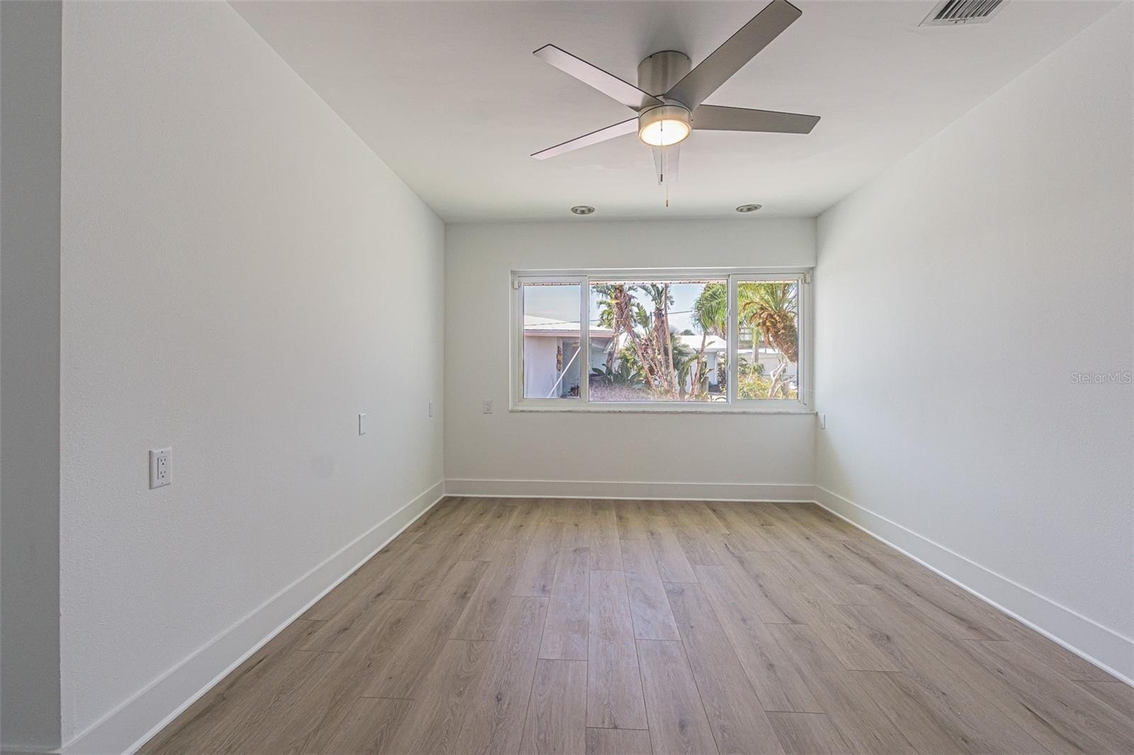 ST PETE BEACH, Florida, 33706, United States, 4 Bedrooms Bedrooms, ,3 BathroomsBathrooms,Residential,For Sale,1983550