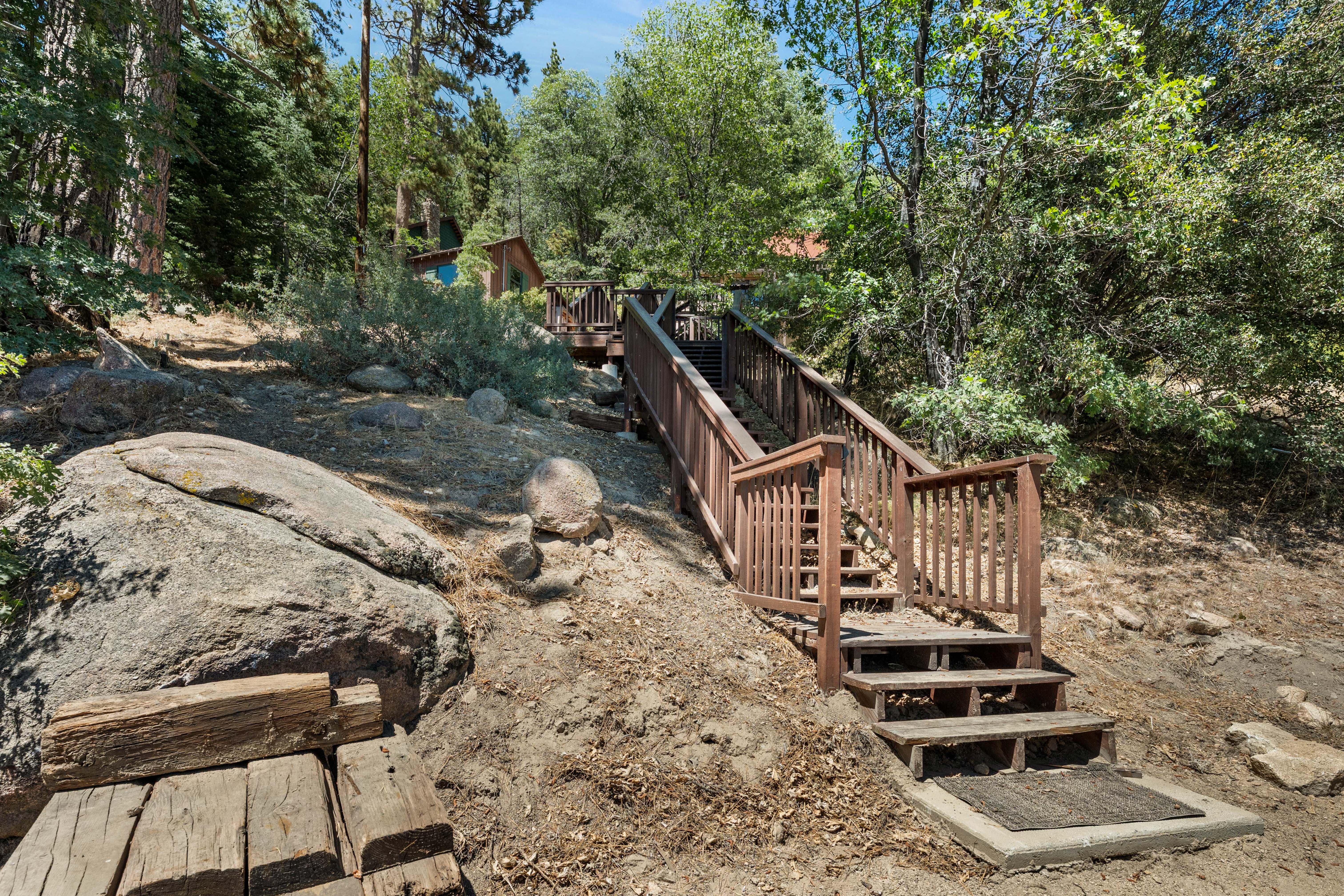  220 Big Bear Tract, Big Bear Lake, CA 92315 - 物件實景