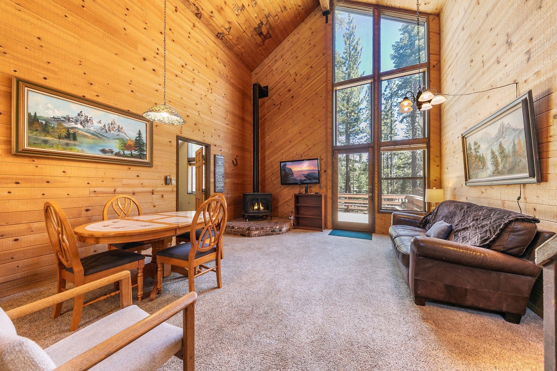  DESIRABLE TAHOE DONNER LOCATION - 物件實景