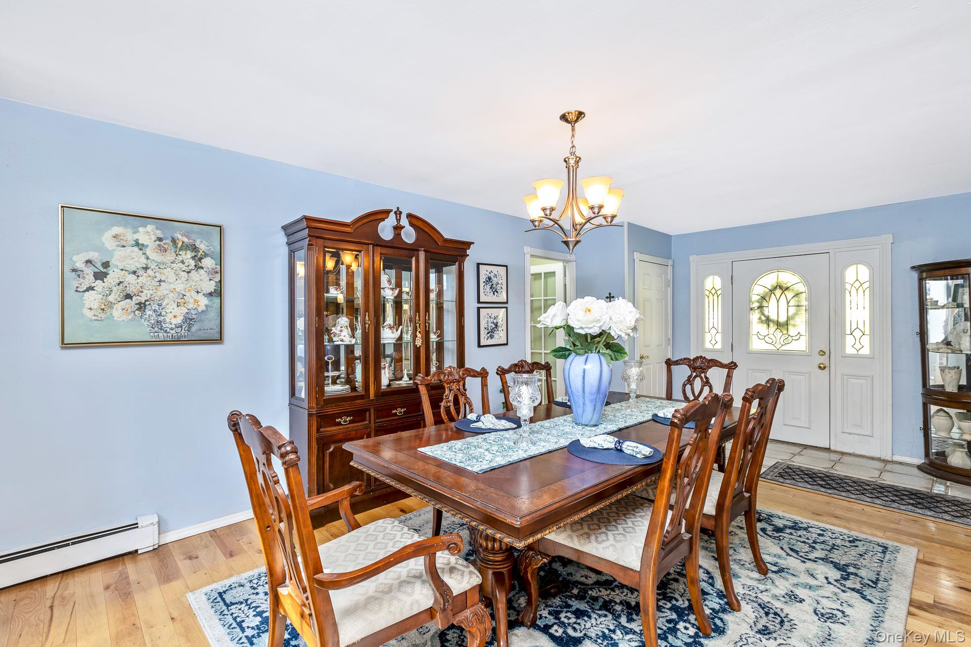 Shoreham, New York, 11786, United States, 3 Bedrooms Bedrooms, ,2 BathroomsBathrooms,Residential,For Sale,1908697