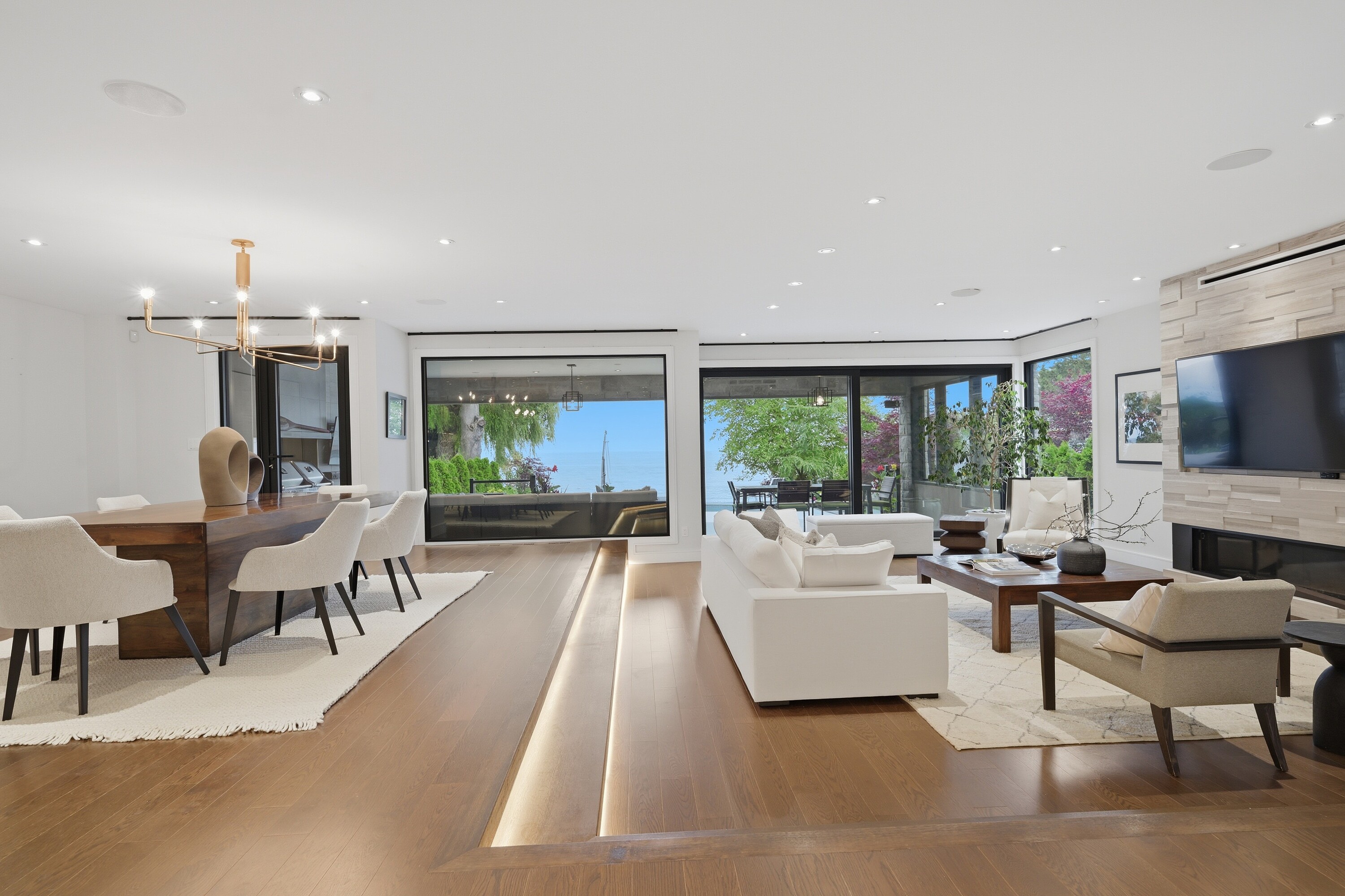  Stunning Waterfront Residence - 物件實景