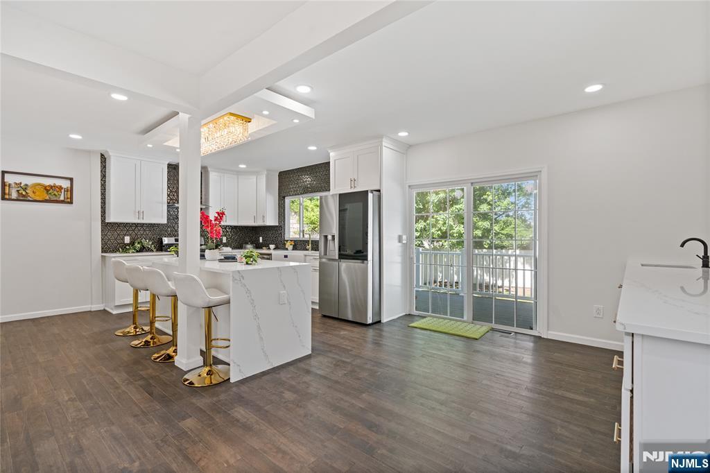 Rutherford, New Jersey, 07070, United States, 3 Bedrooms Bedrooms, ,4 BathroomsBathrooms,Residential,For Sale,1826504