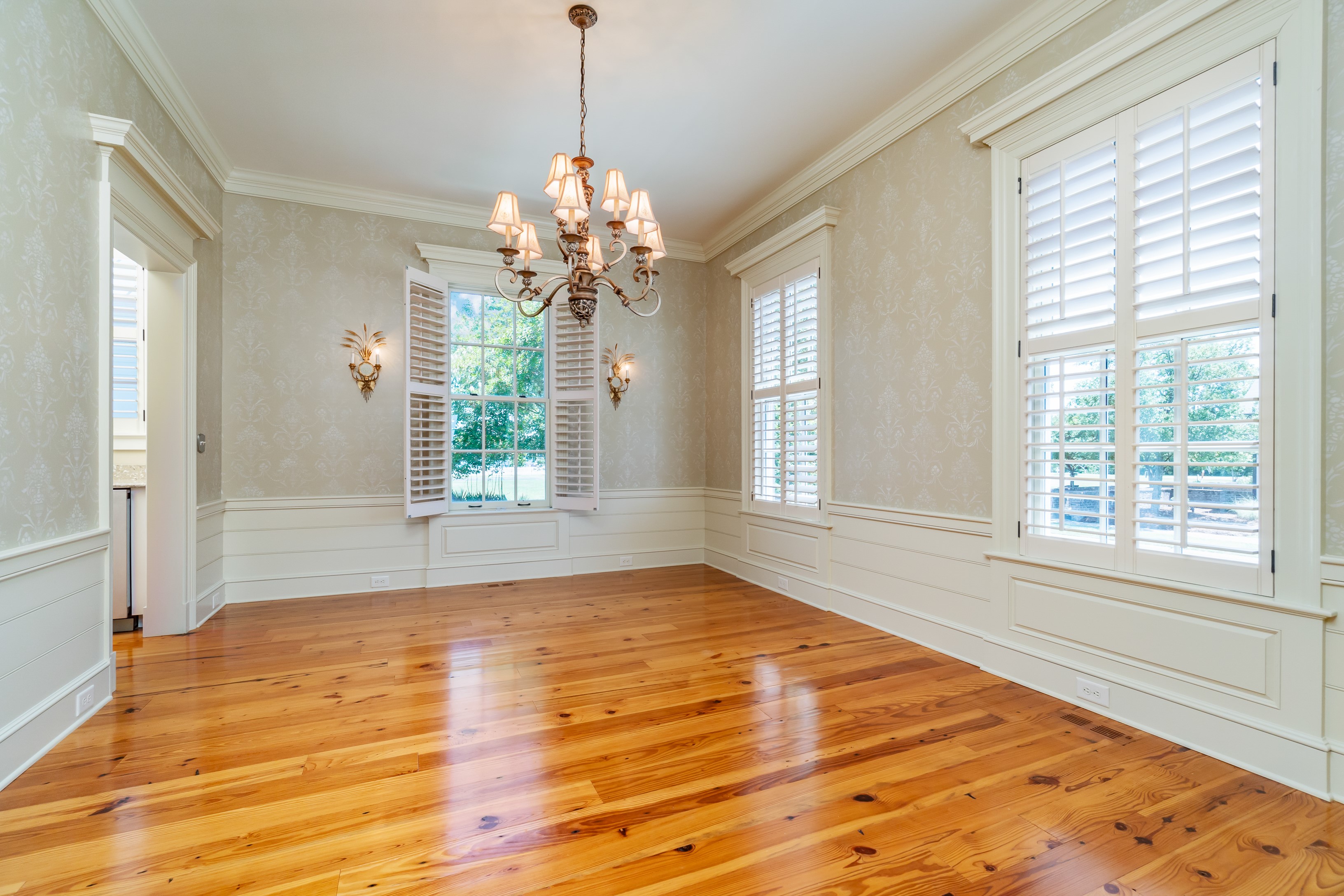 Oriental, North Carolina, 28571, United States, 3 Bedrooms Bedrooms, ,6 BathroomsBathrooms,Residential,For Sale,1825217
