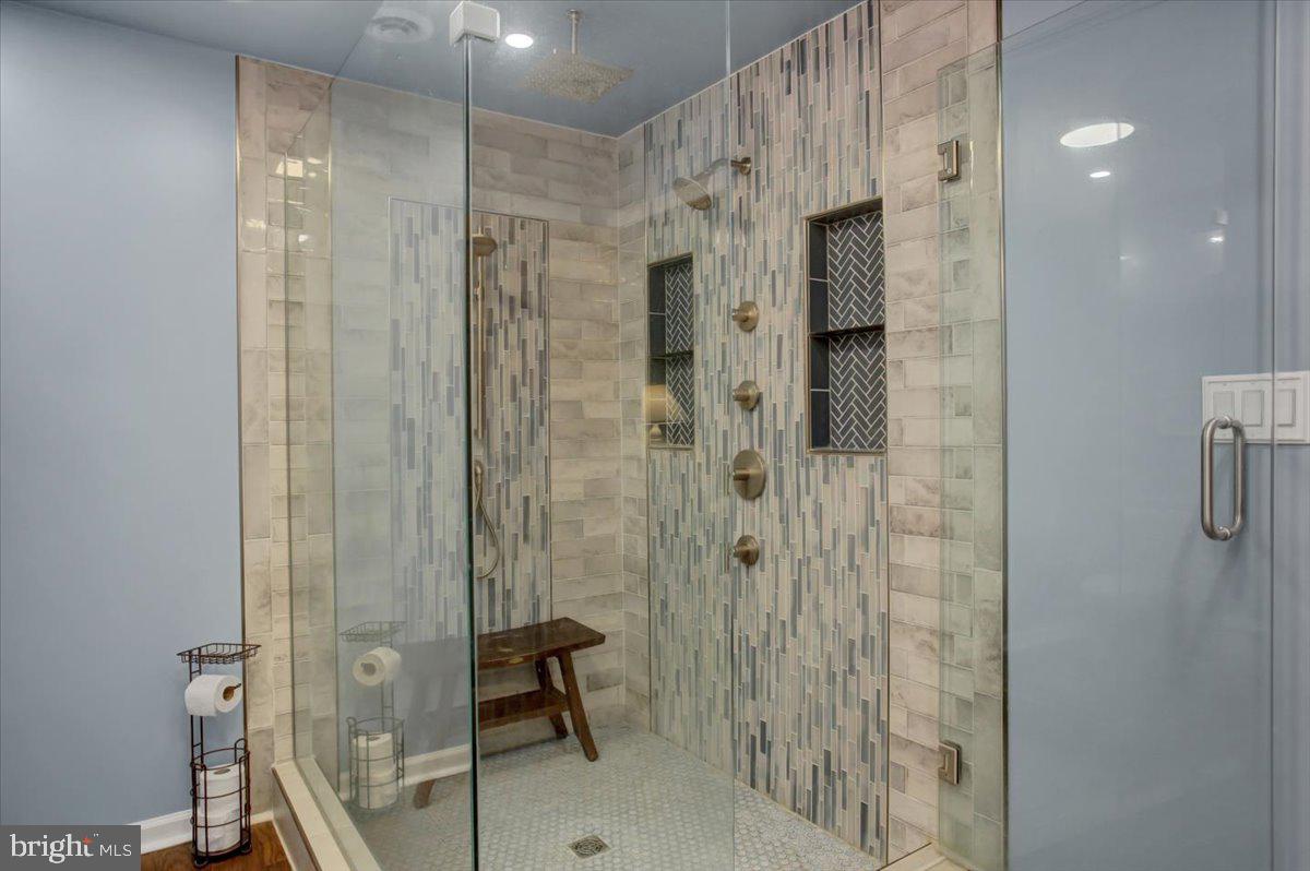 Fairfield, Pennsylvania, 17320, United States, 5 Bedrooms Bedrooms, ,4 BathroomsBathrooms,Residential,For Sale,1804551