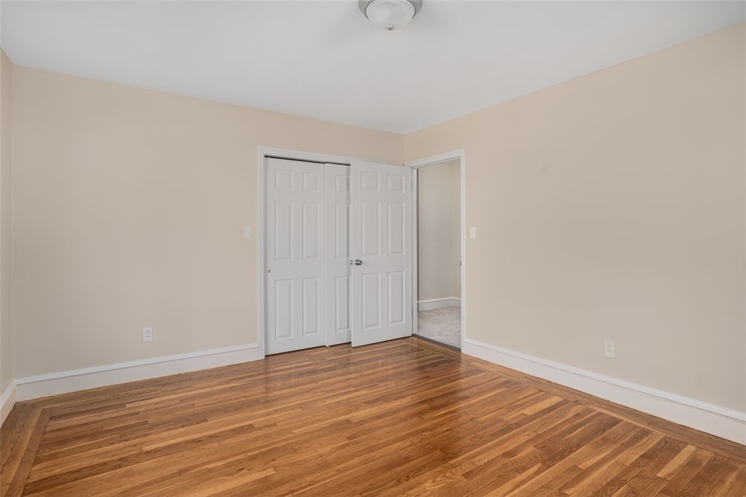 Providence, Rhode Island, 02809, United States, 3 Bedrooms Bedrooms, ,1 BathroomBathrooms,Residential,For Sale,2003236