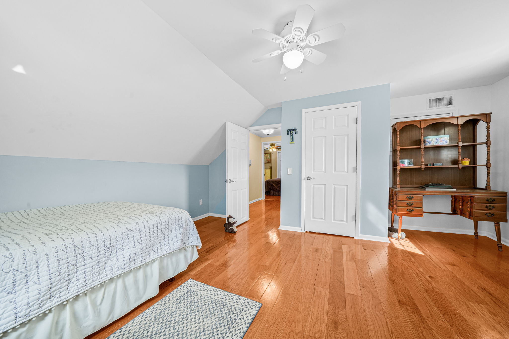 Montville, New Jersey, 07045, United States, 4 Bedrooms Bedrooms, ,2 BathroomsBathrooms,Residential,For Sale,1927850