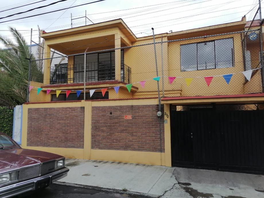 Azcapotzalco, Ciudad de México, 02080, Mexico, 7 Bedrooms Bedrooms, ,4 BathroomsBathrooms,Residential,For Sale,1917251