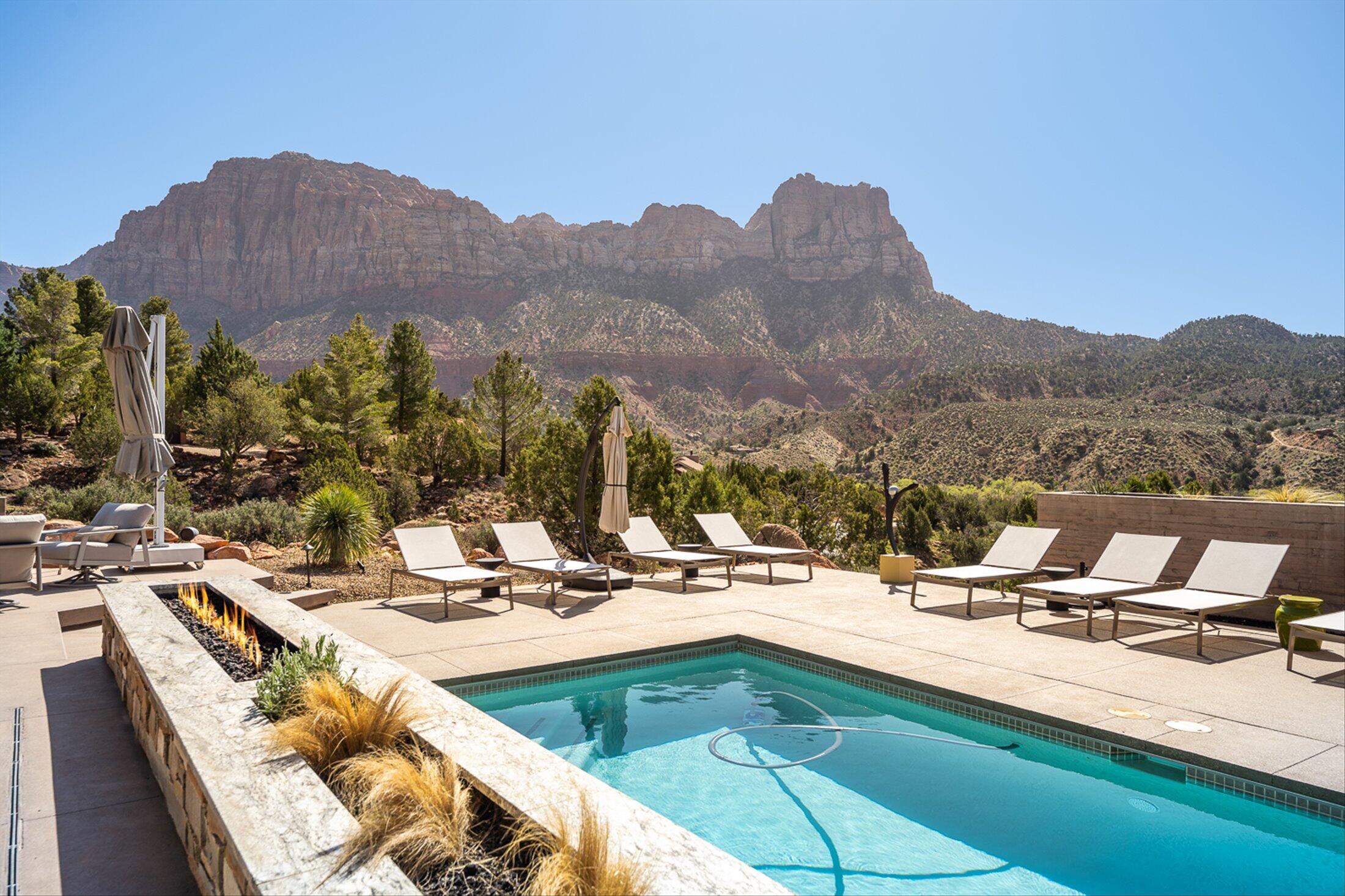 Springdale, Utah, 84767, United States, 4 Bedrooms Bedrooms, ,Residential,For Sale,1991496