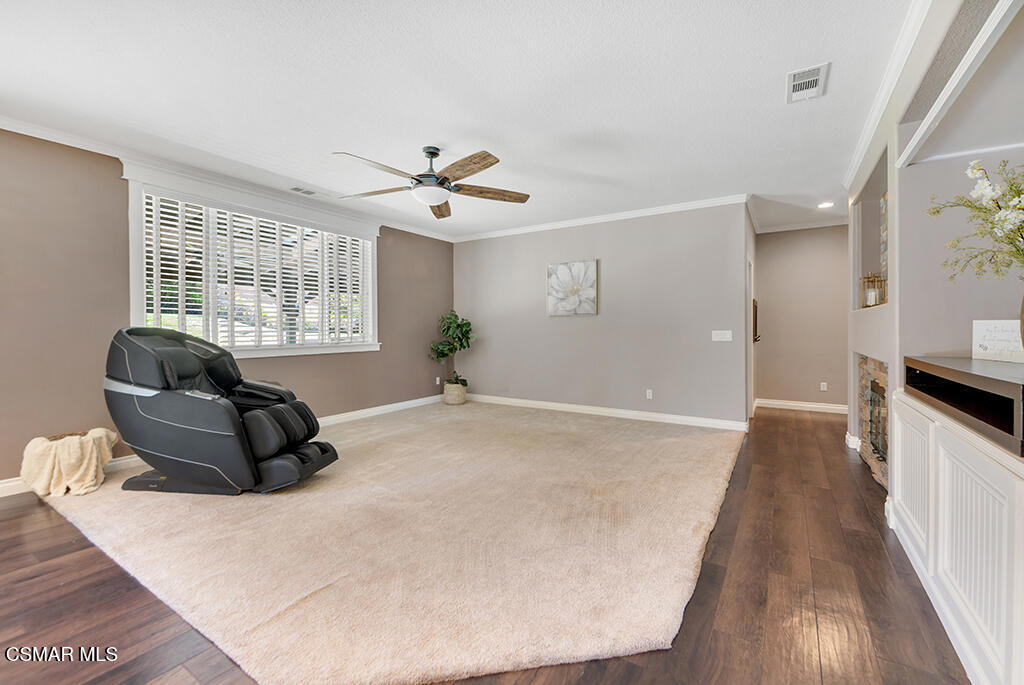 Lancaster, California, 93536, United States, 4 Bedrooms Bedrooms, ,3 BathroomsBathrooms,Residential,For Sale,1904544