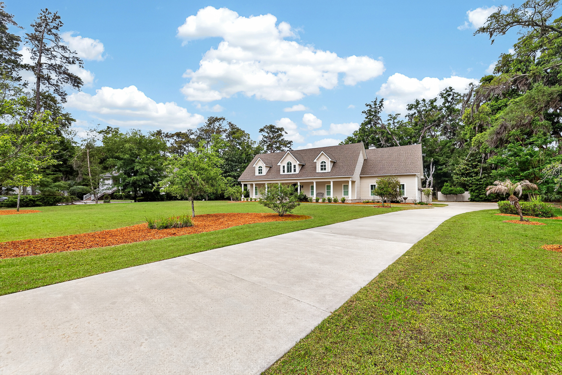  165 Butler Lake Drive - 物件實景