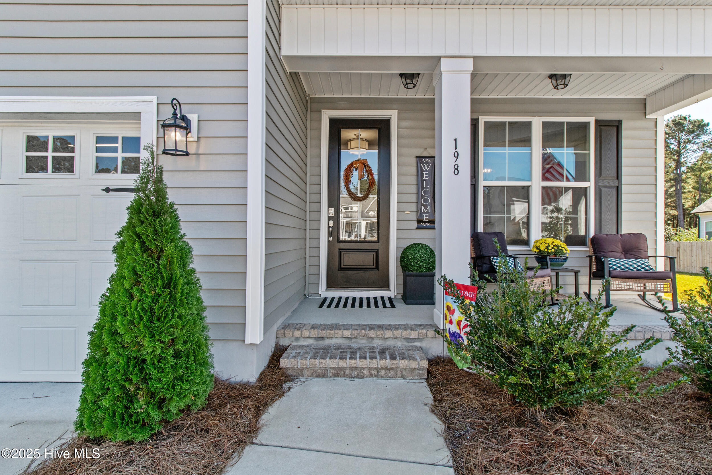 Rocky Point, North Carolina, 28457, United States, 4 Bedrooms Bedrooms, ,3 BathroomsBathrooms,Residential,For Sale,1991011