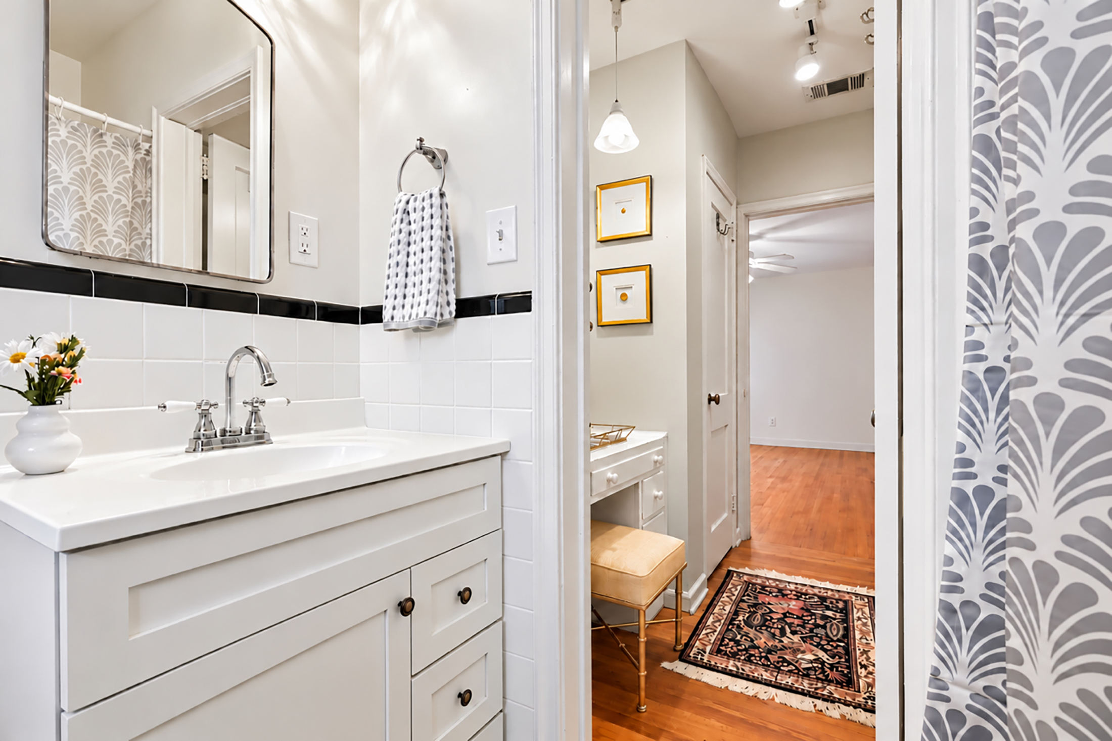  Recently Renovated Jewel Box Top Floor Condo in Gated Peachtree Orleans - 物件實景