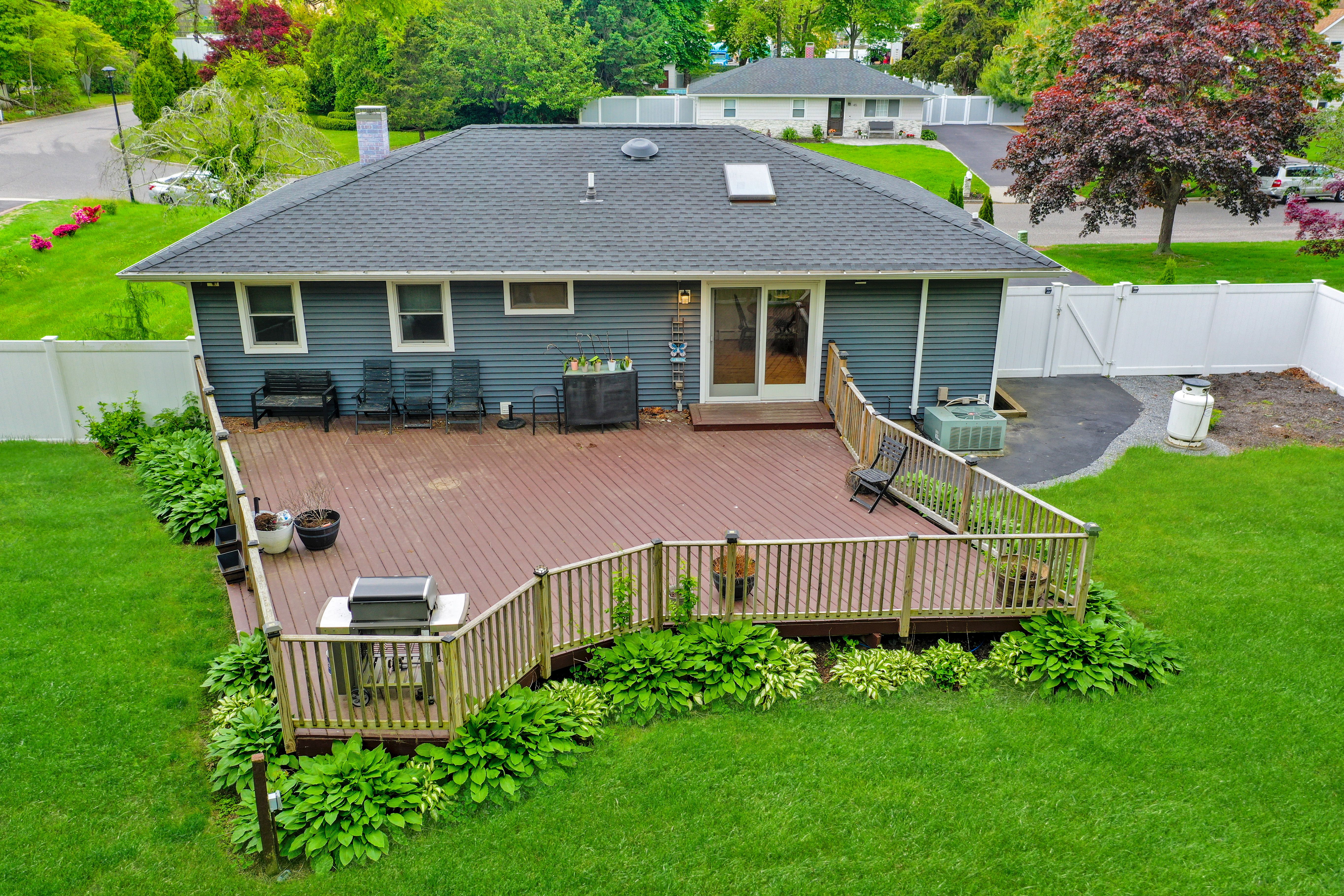 Brookhaven, New York, 11719, United States, 3 Bedrooms Bedrooms, ,2 BathroomsBathrooms,Residential,For Sale,1924488