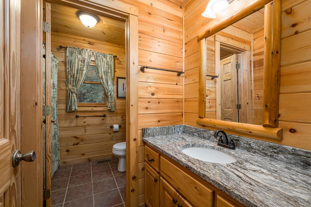 Ellijay, Georgia, 30540, United States, 3 Bedrooms Bedrooms, ,2 BathroomsBathrooms,Residential,For Sale,1972067