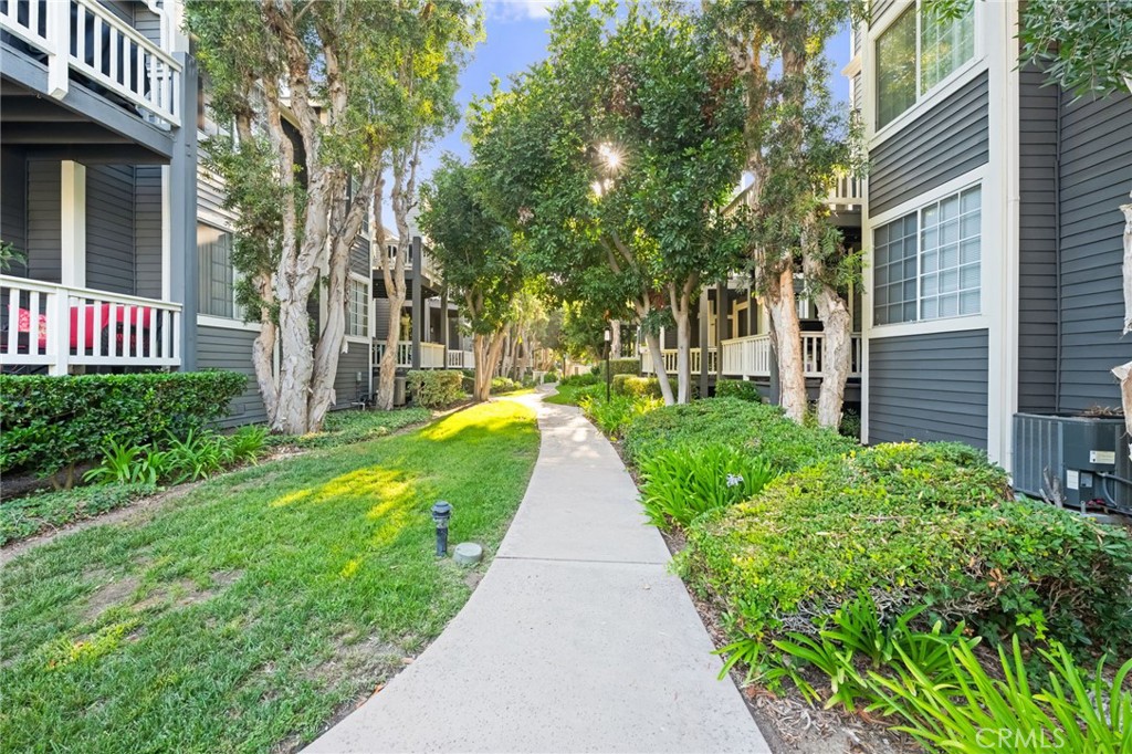 Costa Mesa, California, 92626, United States, 2 Bedrooms Bedrooms, ,2 BathroomsBathrooms,Residential,For Sale,1928708