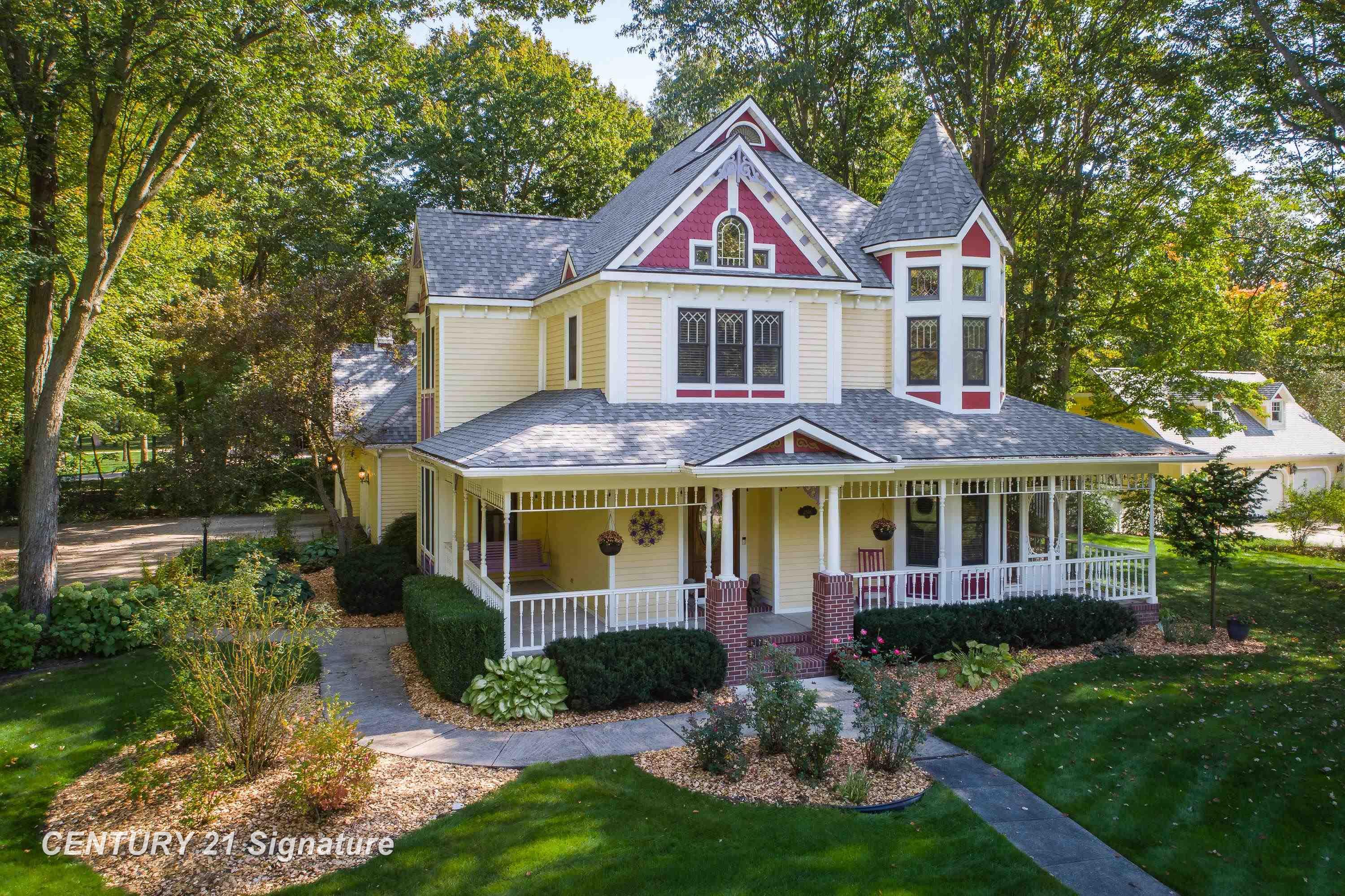 Midland, Michigan, 48642, United States, 5 Bedrooms Bedrooms, ,6 BathroomsBathrooms,Residential,For Sale,1977241