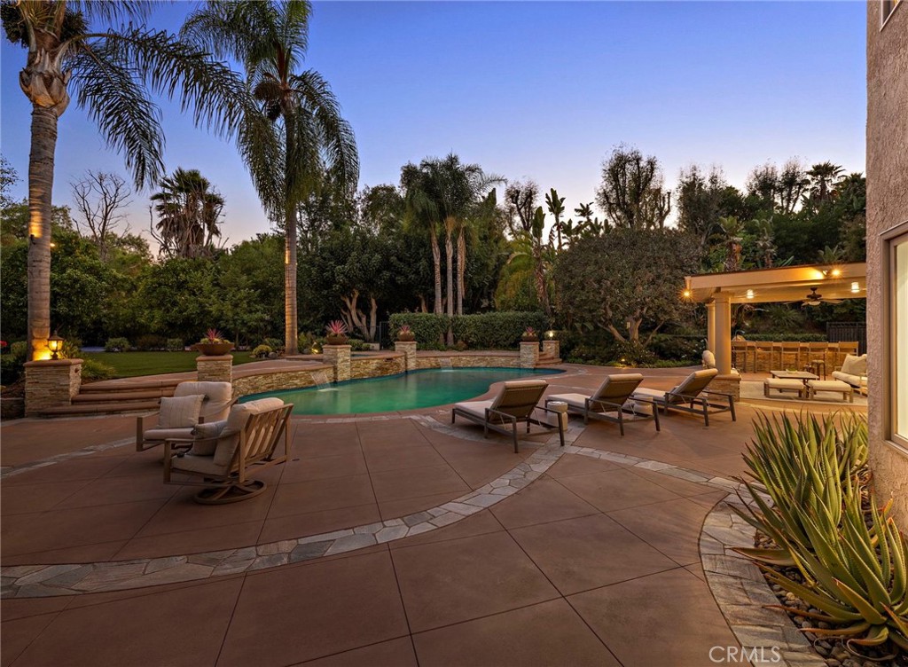 Laguna Hills, California, 92653, United States, 7 Bedrooms Bedrooms, ,5 BathroomsBathrooms,Residential,For Sale,1941687