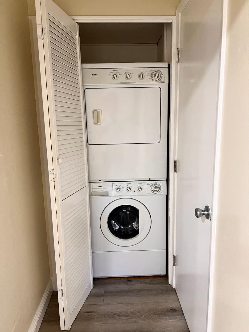 San Jose, California, 95123, United States, 2 Bedrooms Bedrooms, ,2 BathroomsBathrooms,Residential,For Sale,1957073