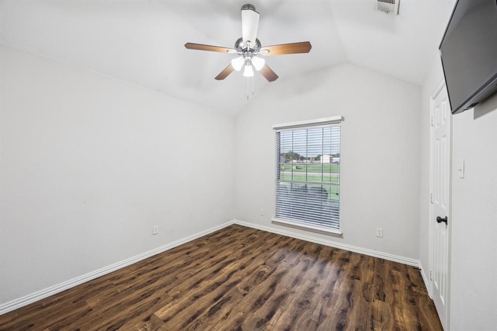 Lavon, Texas, 75166, United States, 4 Bedrooms Bedrooms, ,2 BathroomsBathrooms,Residential,For Sale,1865641