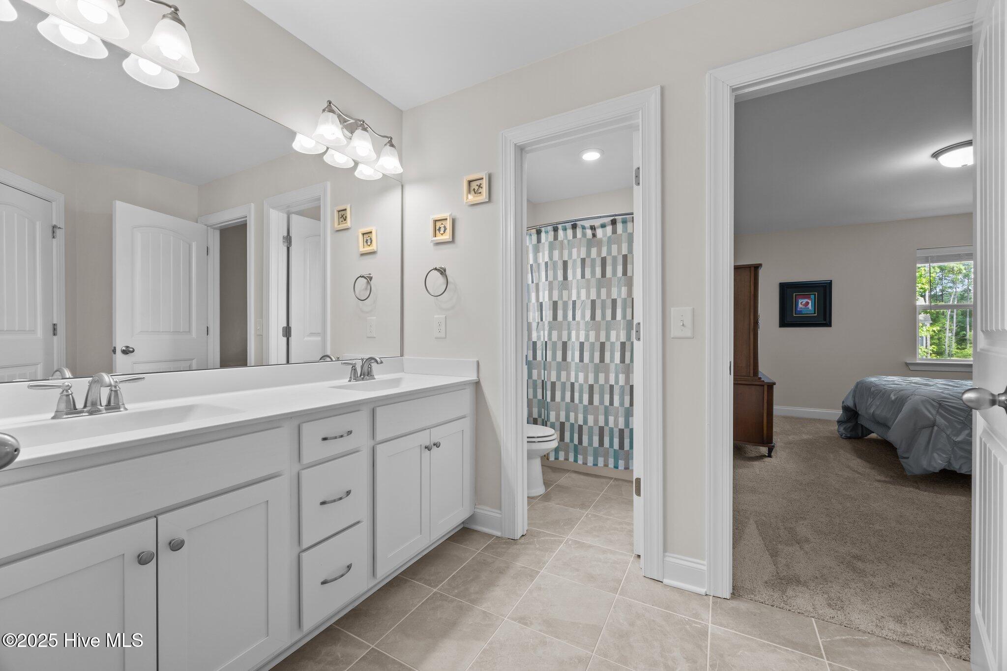 Sneads Ferry, North Carolina, 28460, United States, 4 Bedrooms Bedrooms, ,4 BathroomsBathrooms,Residential,For Sale,1896711