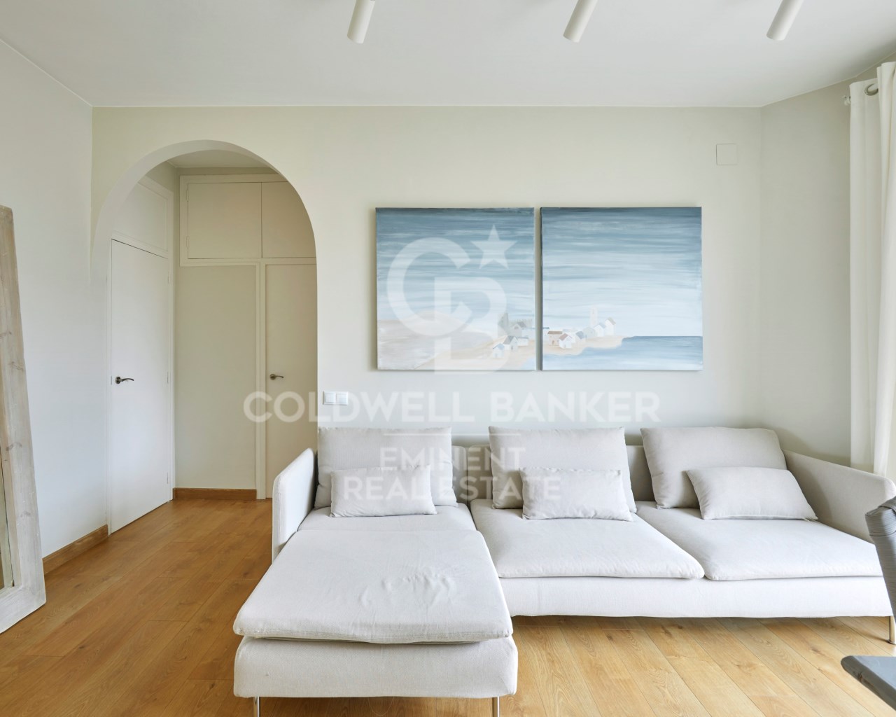 Barcelona, Catalonia, ES, 2 Bedrooms Bedrooms, ,2 BathroomsBathrooms,Residential,For Sale,1896626