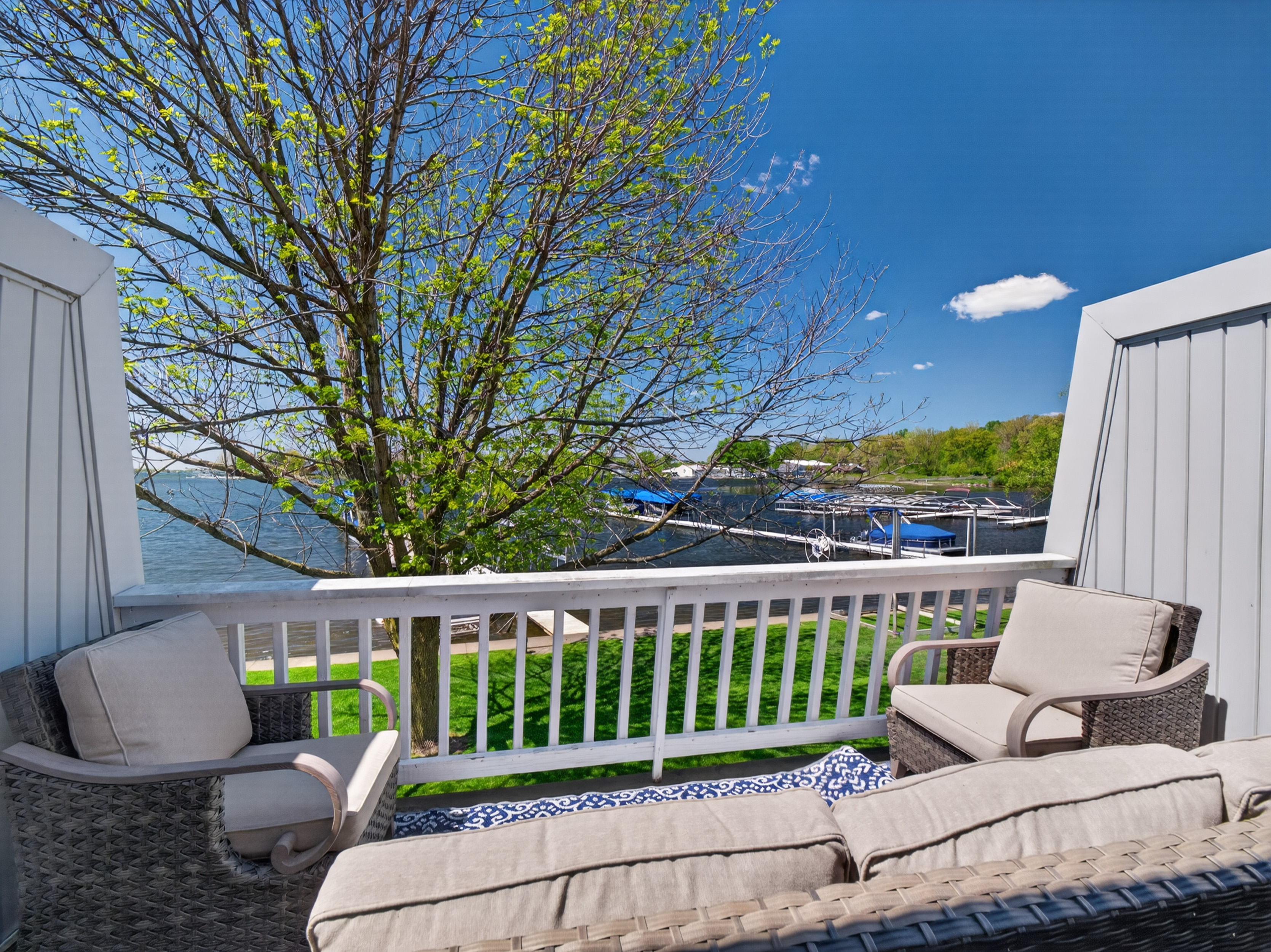 Easy, Breezy Condo Living on Indiana