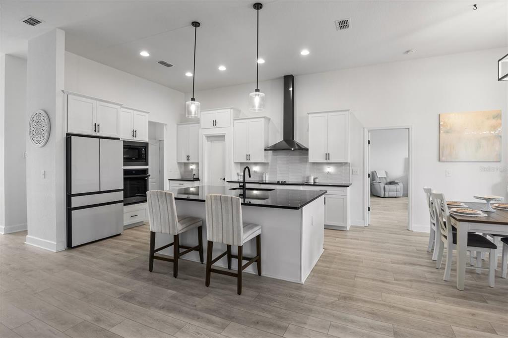 Winter Haven, Florida, 33881, United States, 4 Bedrooms Bedrooms, ,3 BathroomsBathrooms,Residential,For Sale,1957655