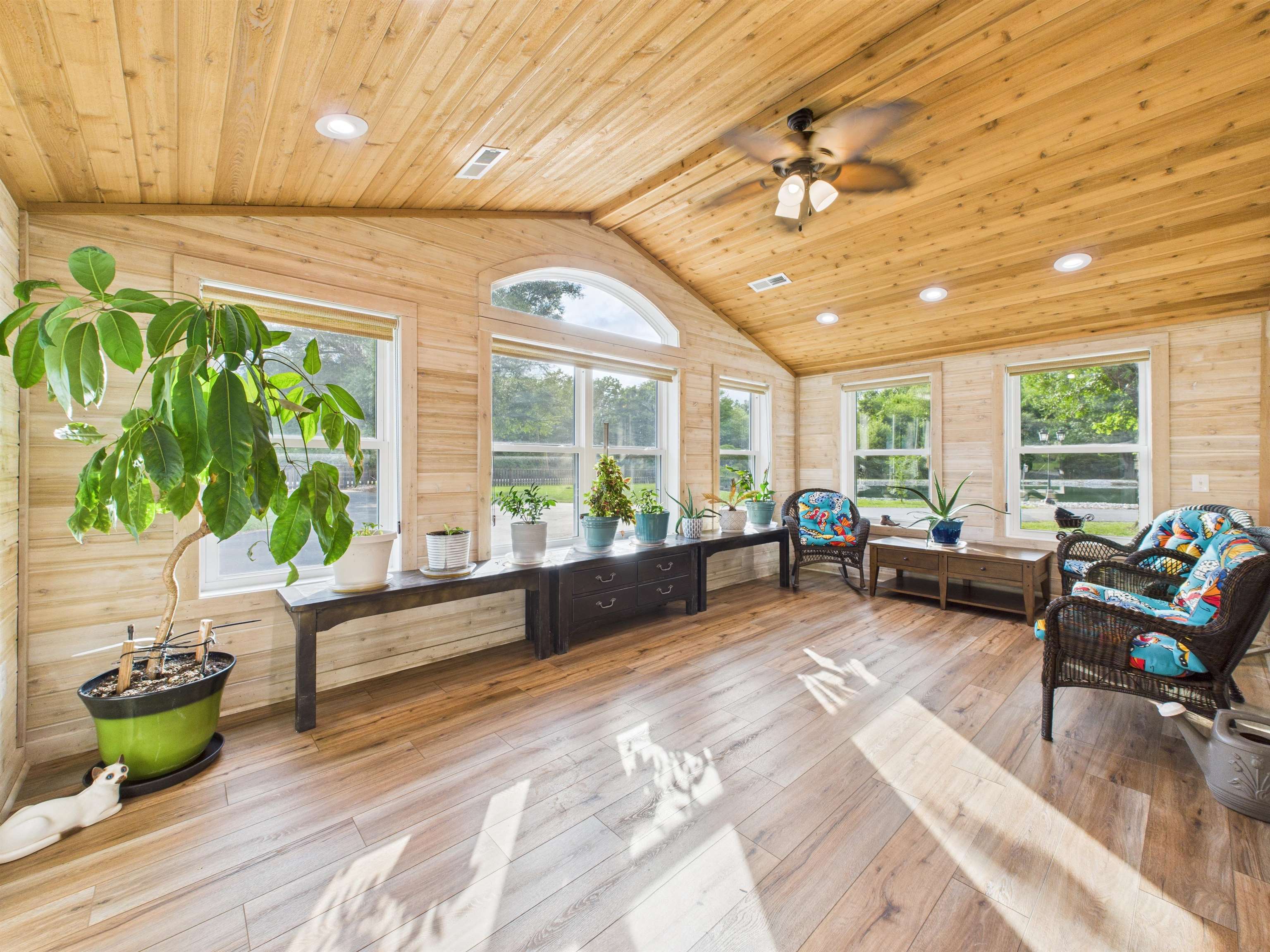 Markle, Indiana, 46770, United States, 3 Bedrooms Bedrooms, ,3 BathroomsBathrooms,Residential,For Sale,1926546