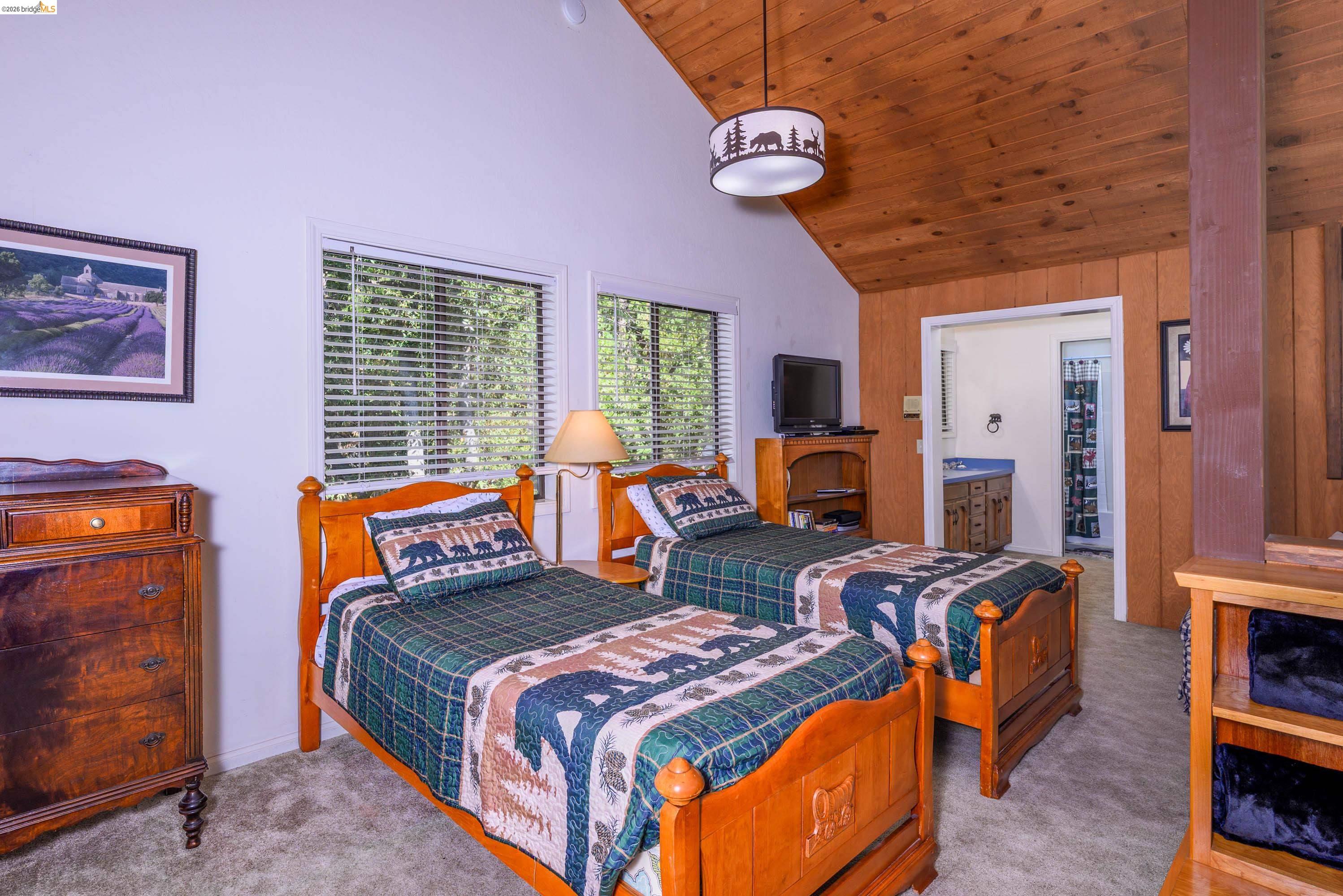 Twain Harte, California, 95383, United States, 4 Bedrooms Bedrooms, ,4 BathroomsBathrooms,Residential,For Sale,2033169