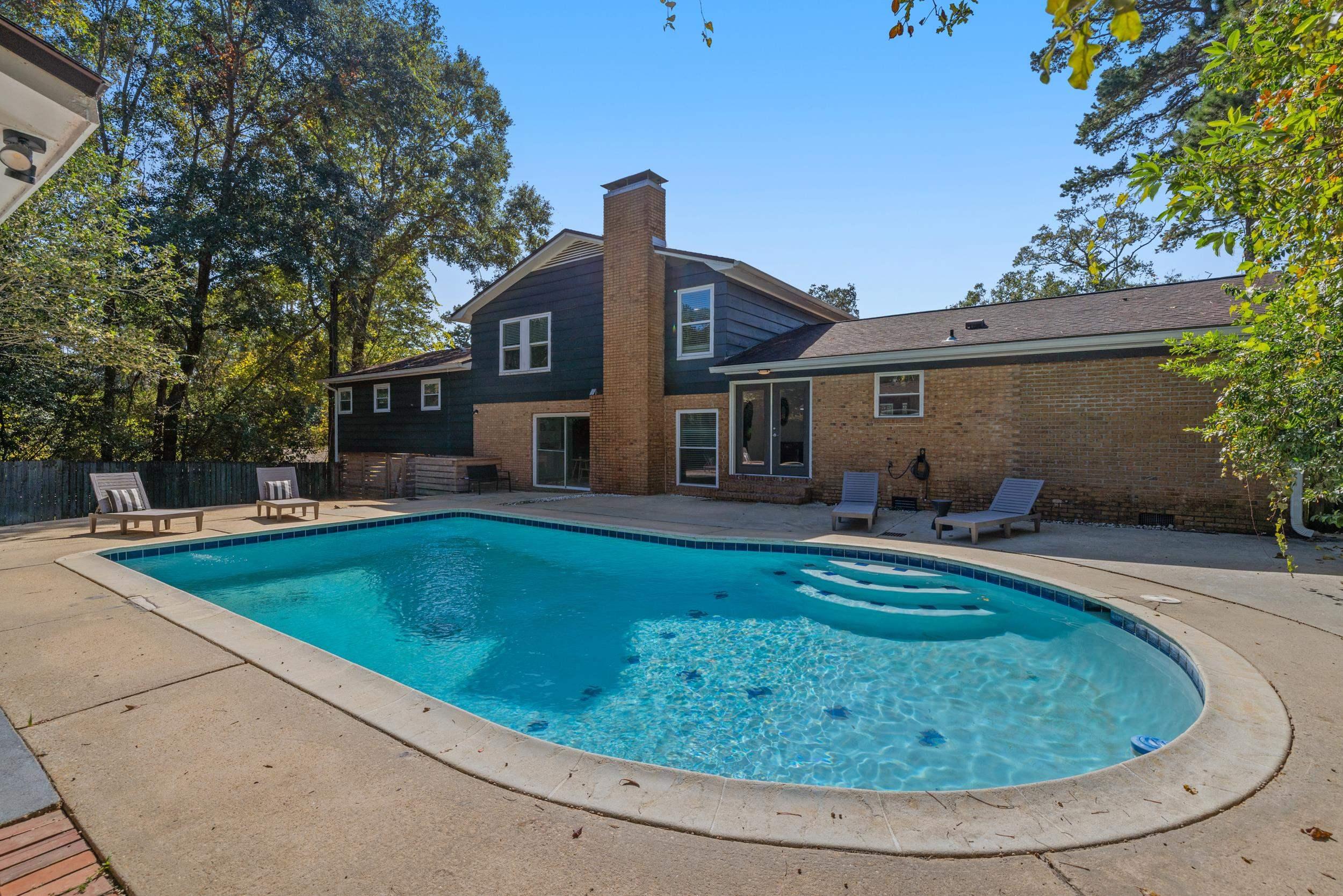 Tallahassee, Florida, 32308, United States, 5 Bedrooms Bedrooms, ,5 BathroomsBathrooms,Residential,For Sale,1908913