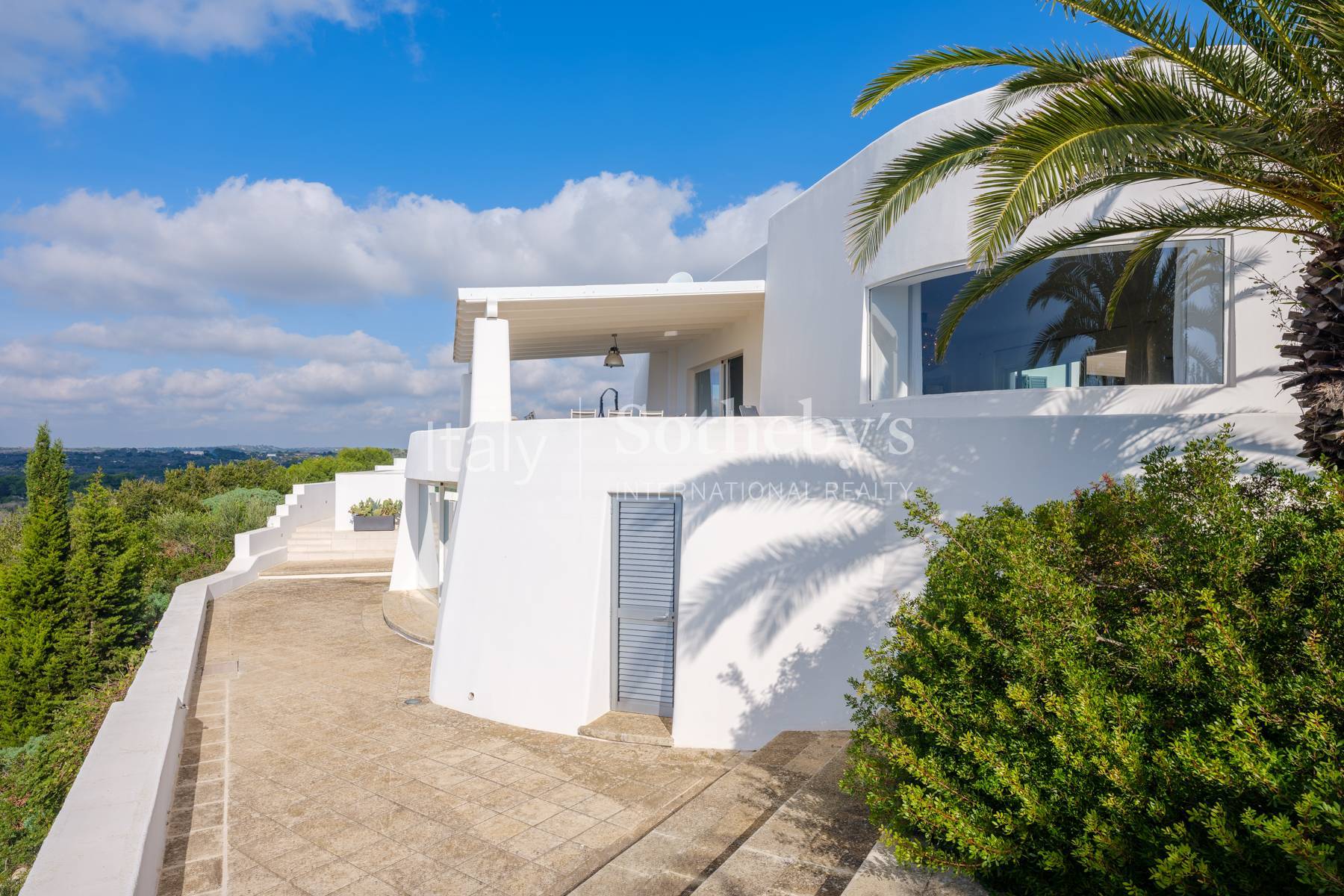  Elegant villa with a sea-view pool - 物件實景