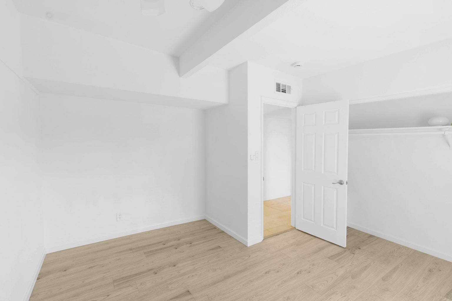 Bermuda Dunes, California, 92203, United States, 5 Bedrooms Bedrooms, ,3 BathroomsBathrooms,Residential,For Sale,1976988