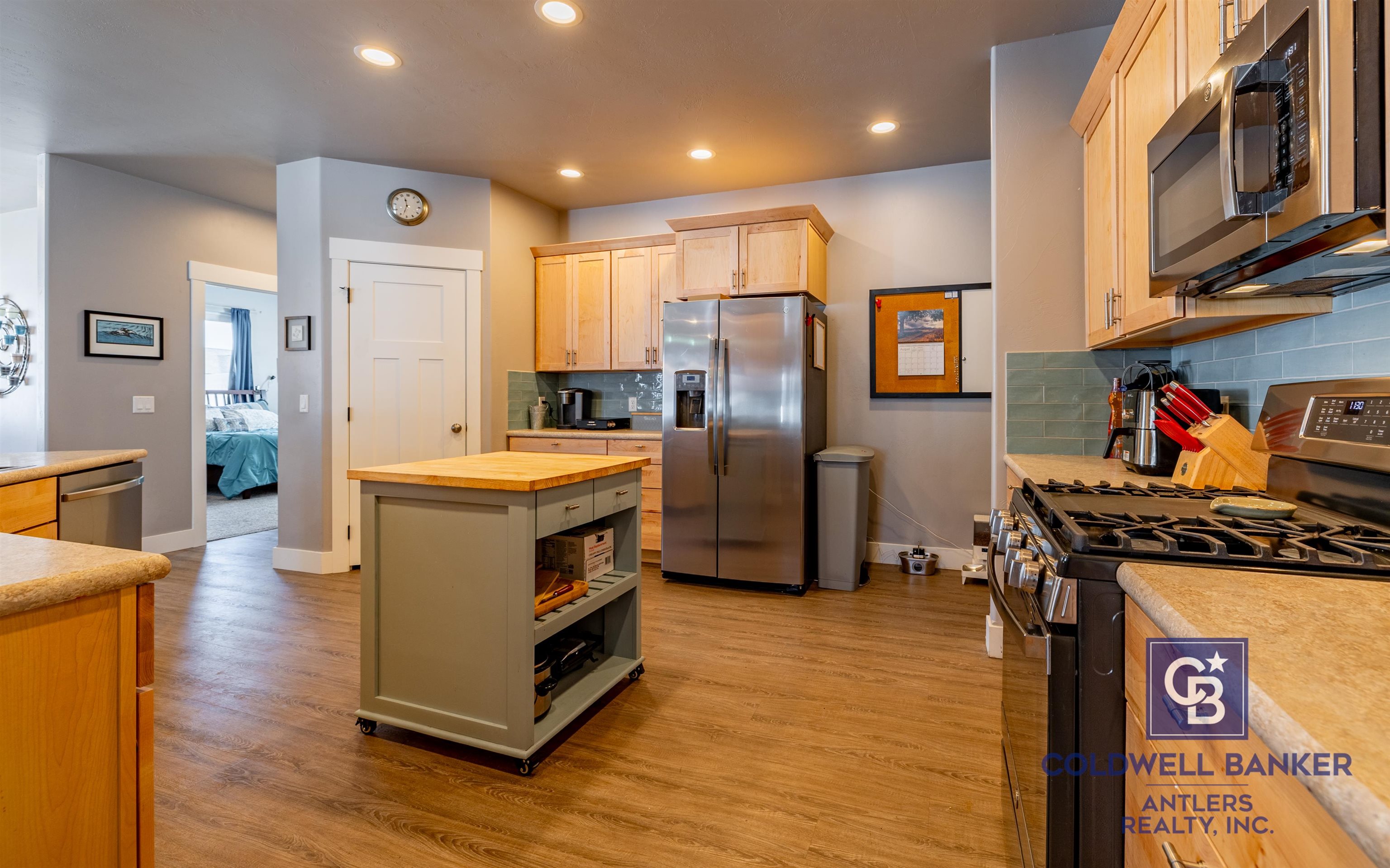 Powell, Wyoming, 82435, United States, 4 Bedrooms Bedrooms, ,2 BathroomsBathrooms,Residential,For Sale,1918600