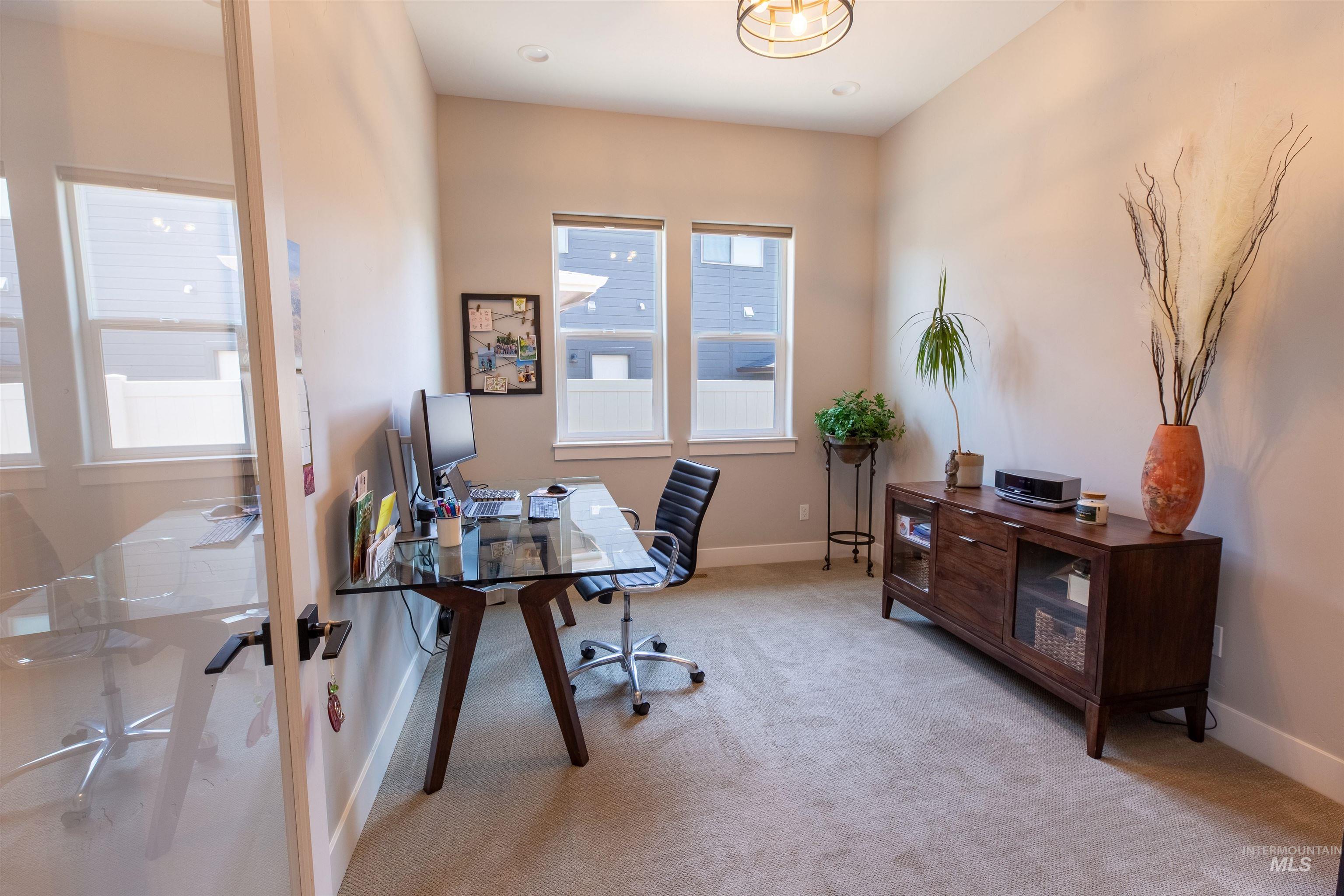 Meridian, Idaho, 83642, United States, 3 Bedrooms Bedrooms, ,3 BathroomsBathrooms,Residential,For Sale,1901356