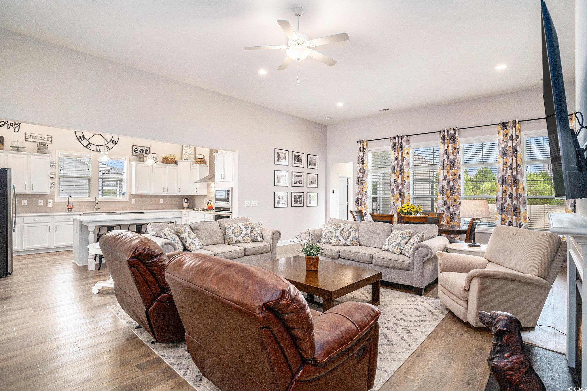 Myrtle Beach, South Carolina, 29579, United States, 4 Bedrooms Bedrooms, ,4 BathroomsBathrooms,Residential,For Sale,1909519