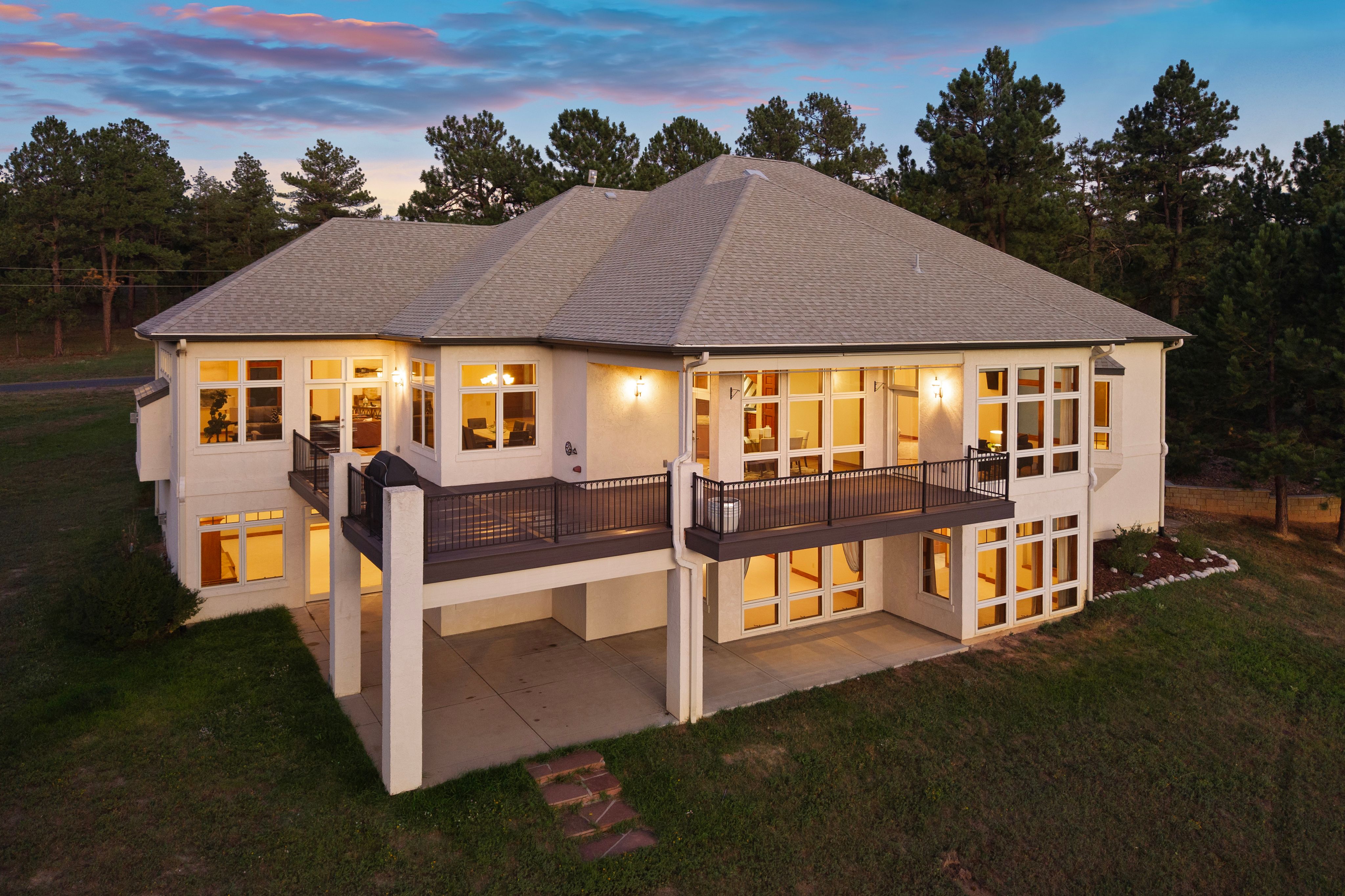  Set on over 4 acres in Perry Park East - 物件實景