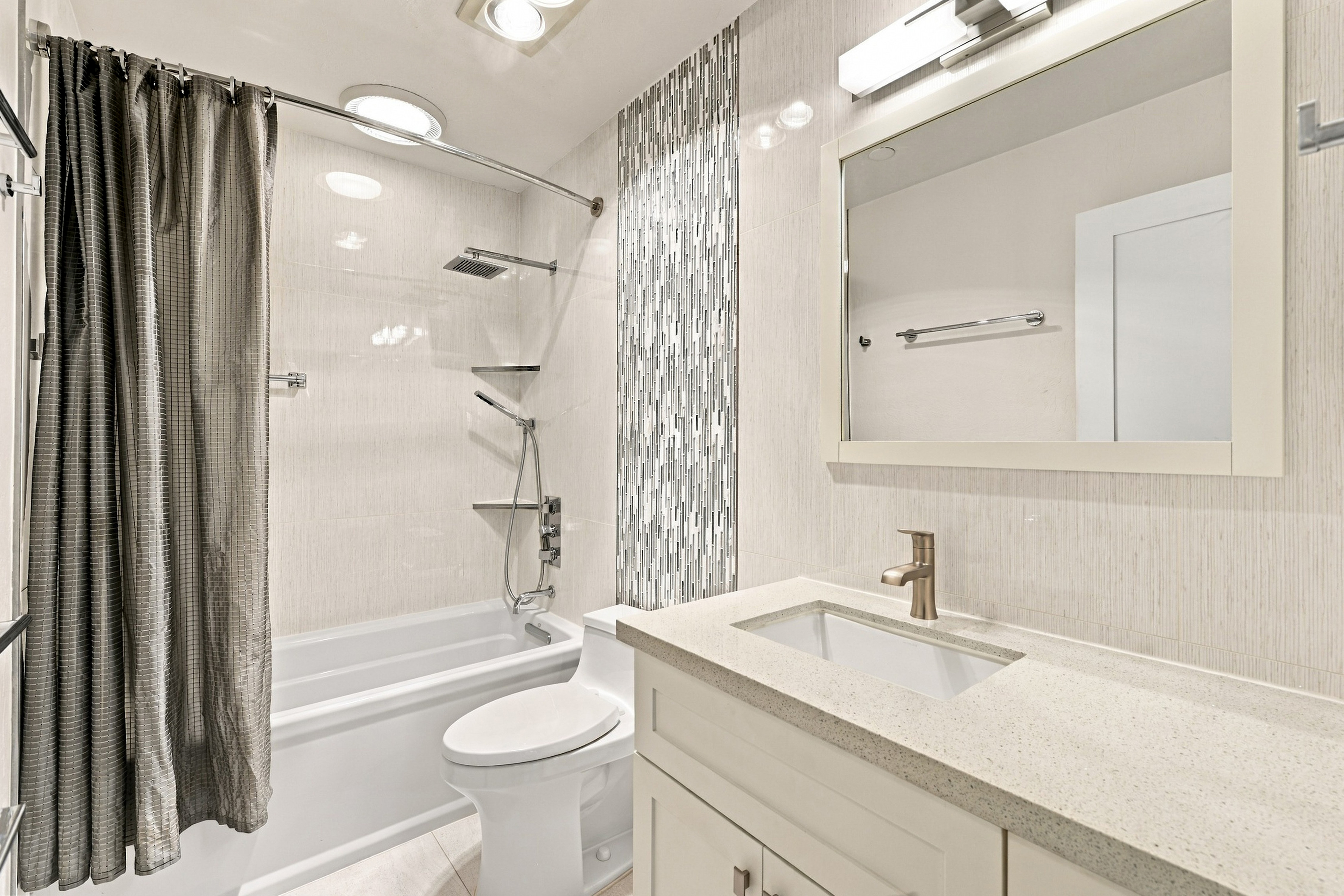  Remodeled Condo in the Heart of Downtown Los Altos - 物件實景
