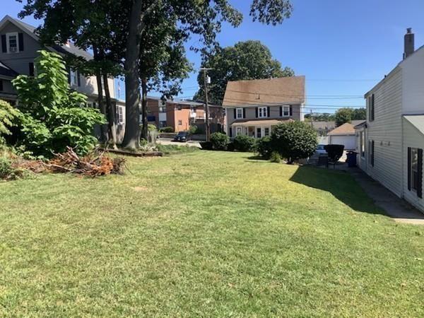 Woburn, Massachusetts, 01801, United States, 4 Bedrooms Bedrooms, ,2 BathroomsBathrooms,Residential,For Sale,1921739