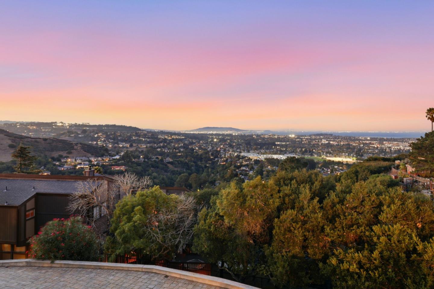 Belmont, California, 94002, United States, 3 Bedrooms Bedrooms, ,3 BathroomsBathrooms,Residential,For Sale,1989270