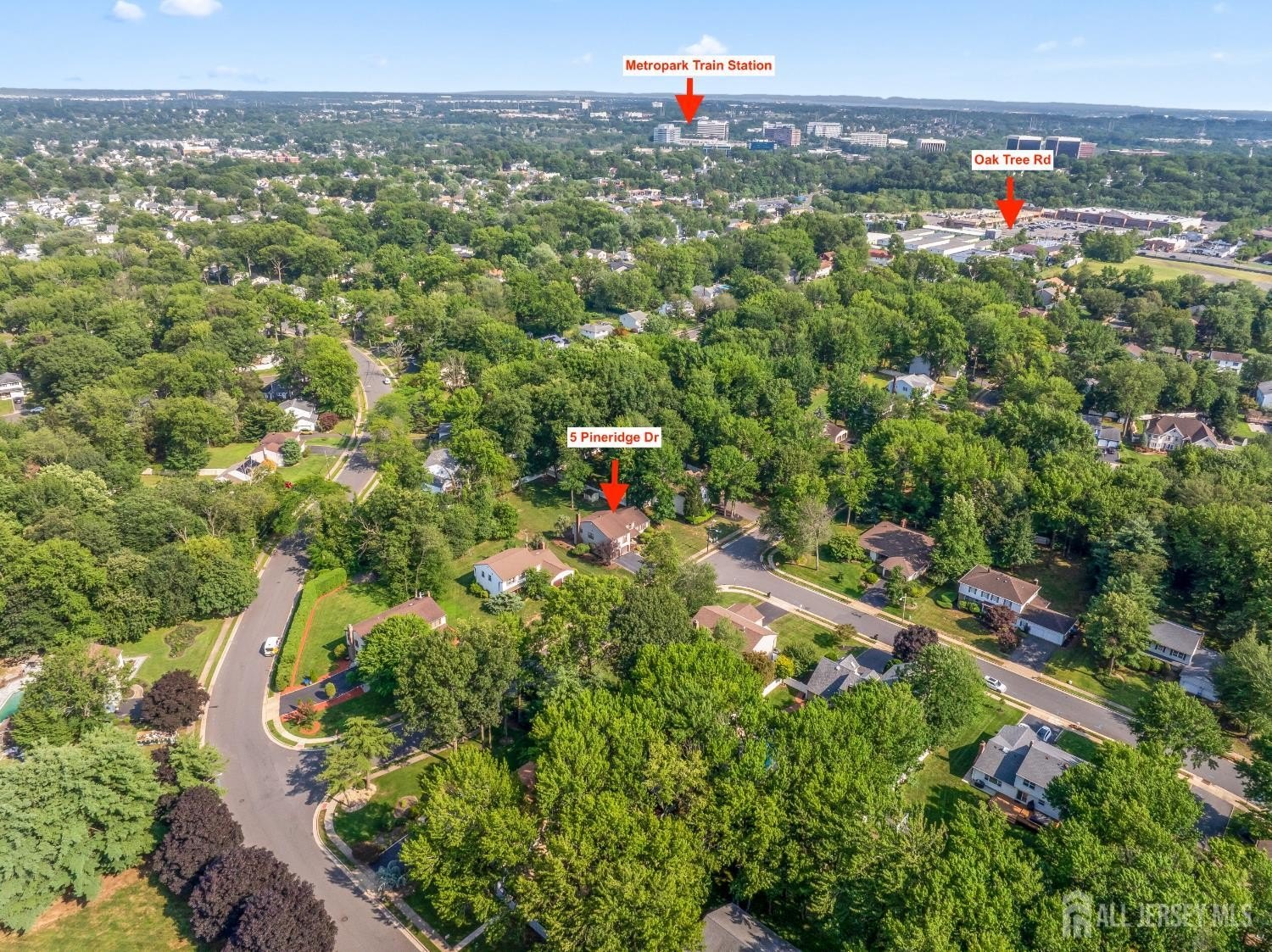 Edison, New Jersey, 08820, United States, 4 Bedrooms Bedrooms, ,3 BathroomsBathrooms,Residential,For Sale,1908022