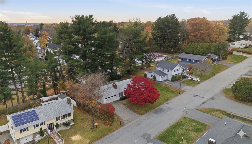 Methuen, Massachusetts, 01844, United States, 3 Bedrooms Bedrooms, ,1 BathroomBathrooms,Residential,For Sale,1987620