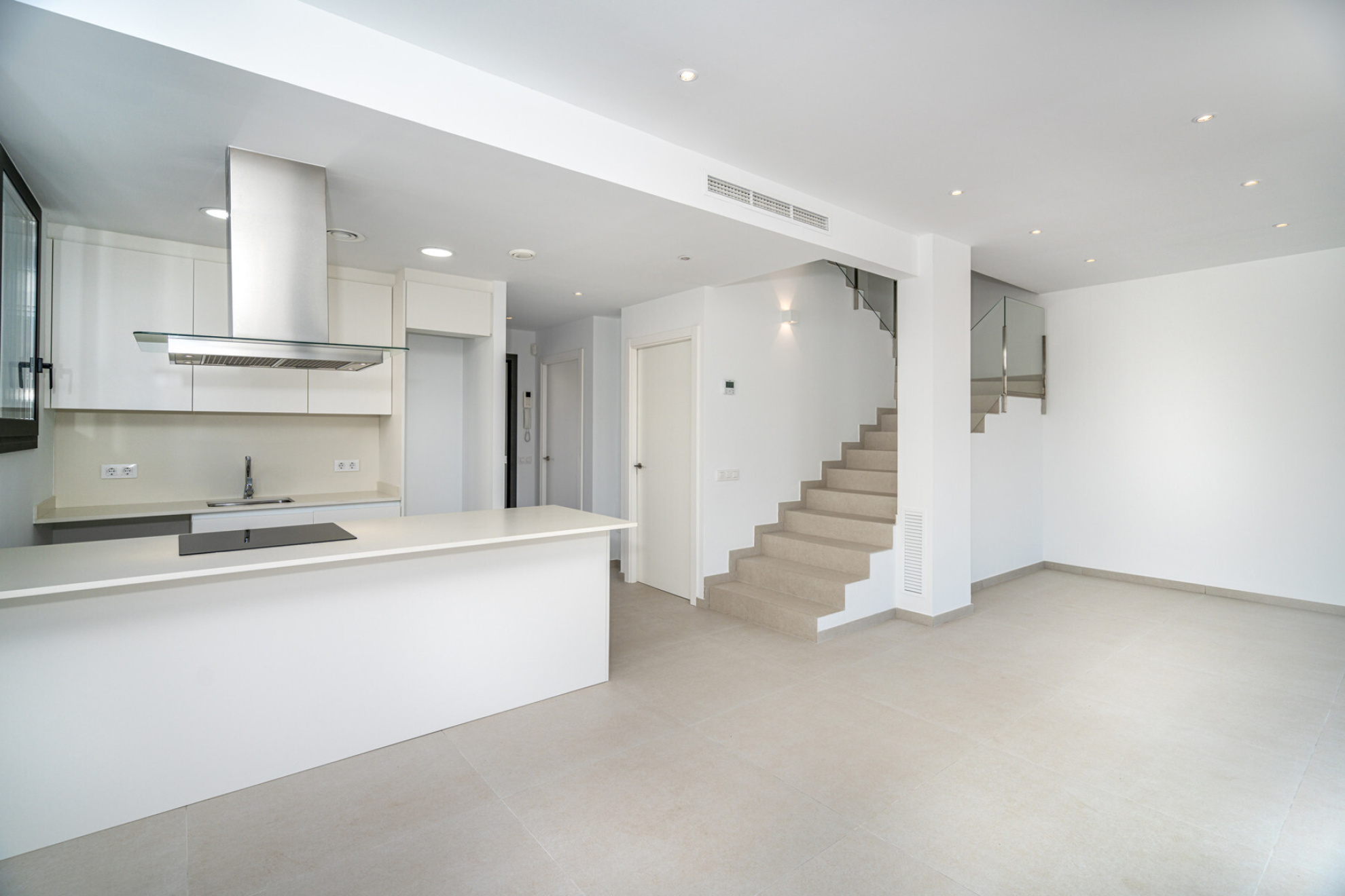  New minimalist building in Requesens - Empuriabrava - 物件實景