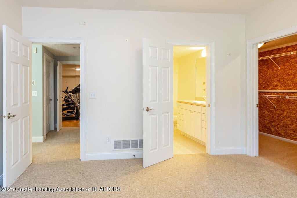 Dimondale, Michigan, 48821, United States, 4 Bedrooms Bedrooms, ,4 BathroomsBathrooms,Residential,For Sale,1840244