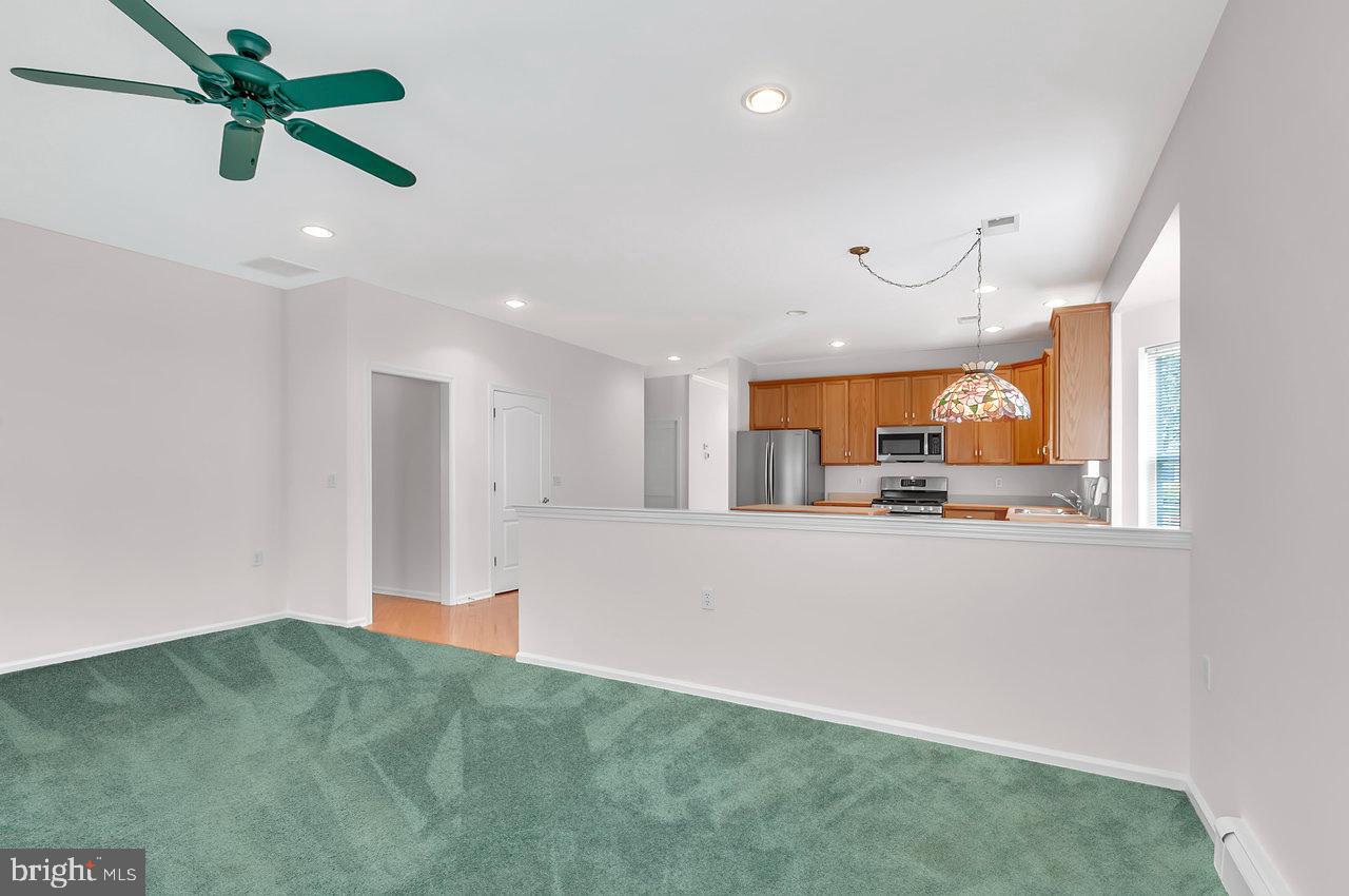West Windsor, New Jersey, 08550, United States, 2 Bedrooms Bedrooms, ,2 BathroomsBathrooms,Residential,For Sale,1906762