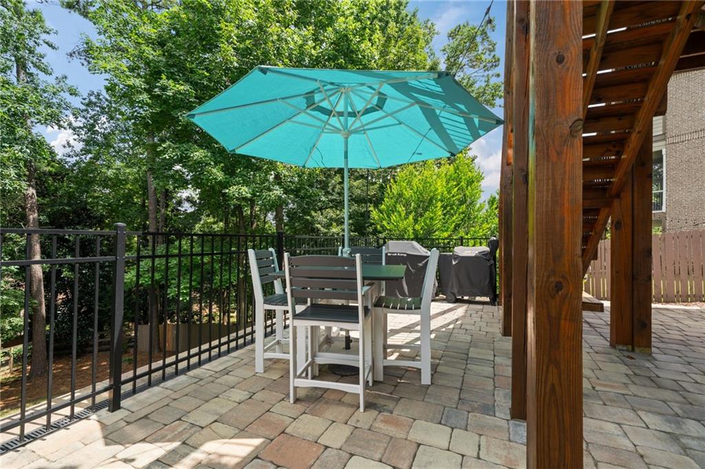 Alpharetta, Georgia, 30022, United States, 6 Bedrooms Bedrooms, ,6 BathroomsBathrooms,Residential,For Sale,1900569